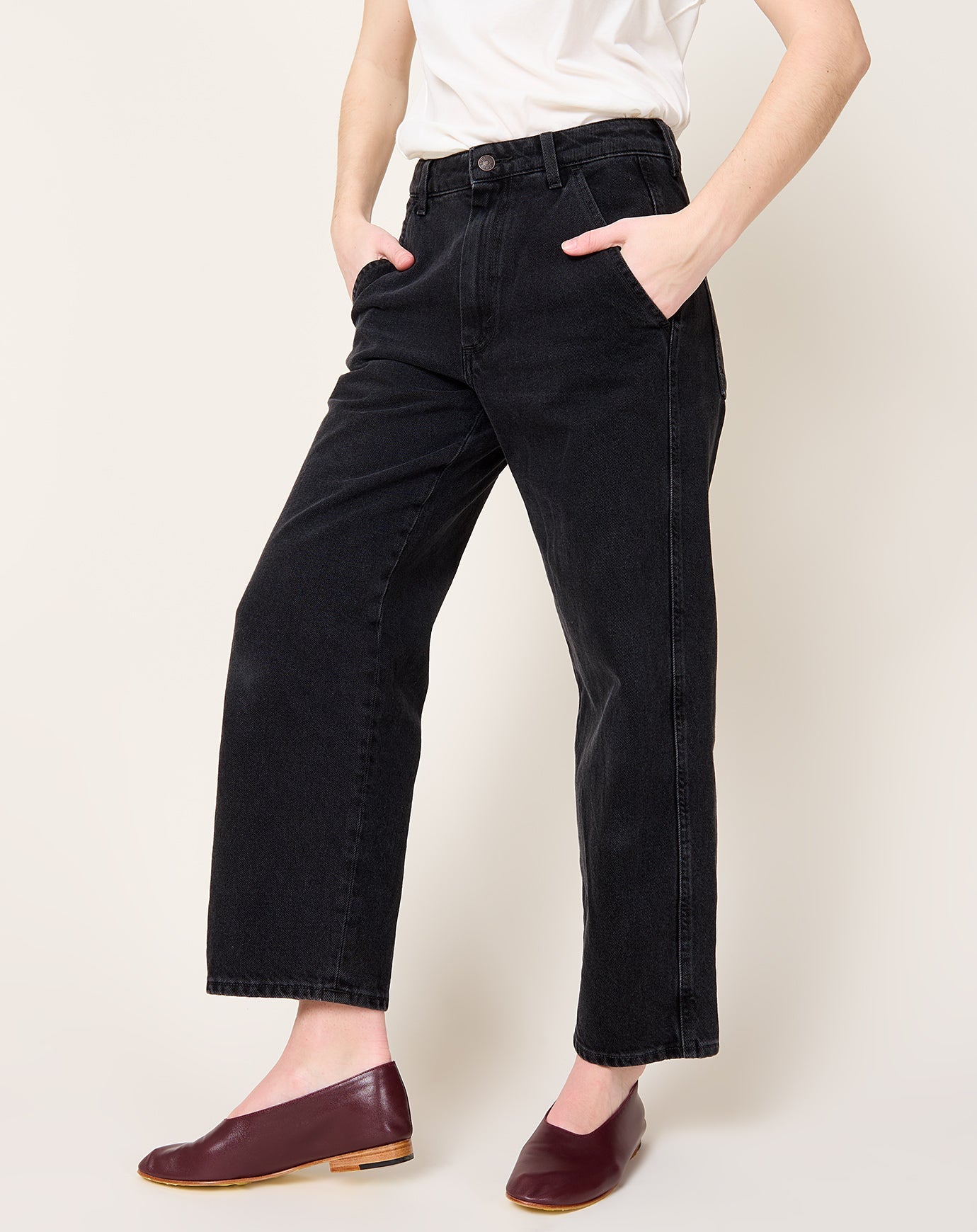 6397 Painter Jean in Faded Black