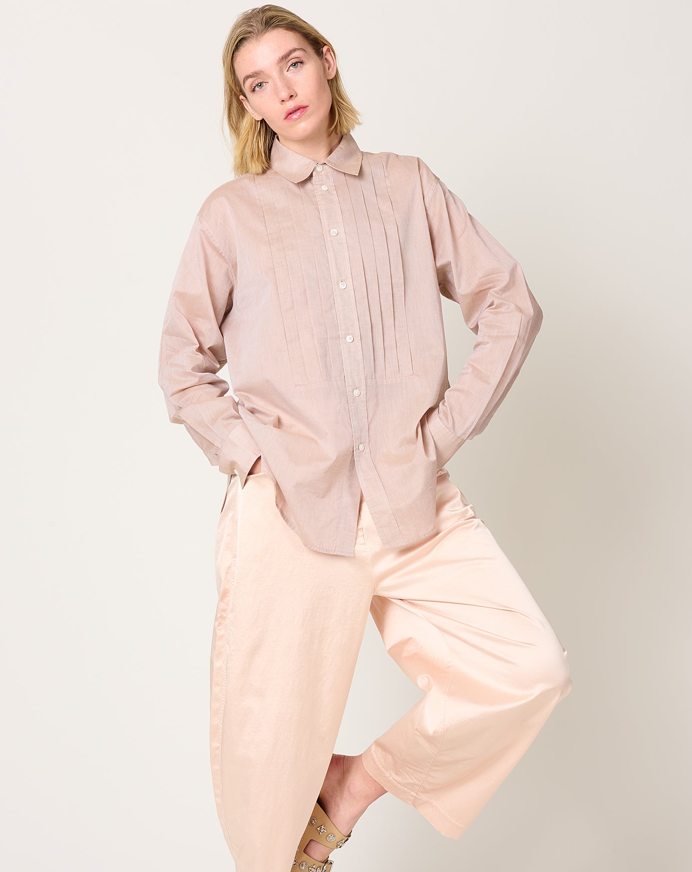 6397 Pleated Frank Shirt in Sand