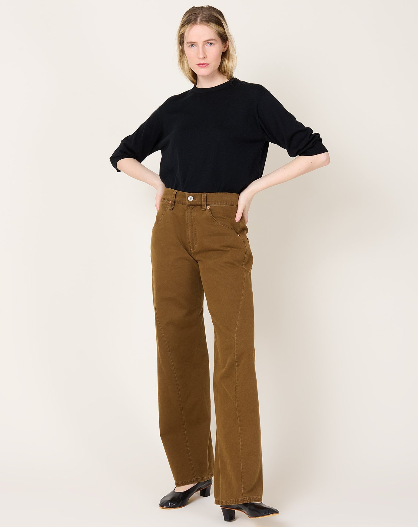 6397 Twisted Seam Pant in Caramel