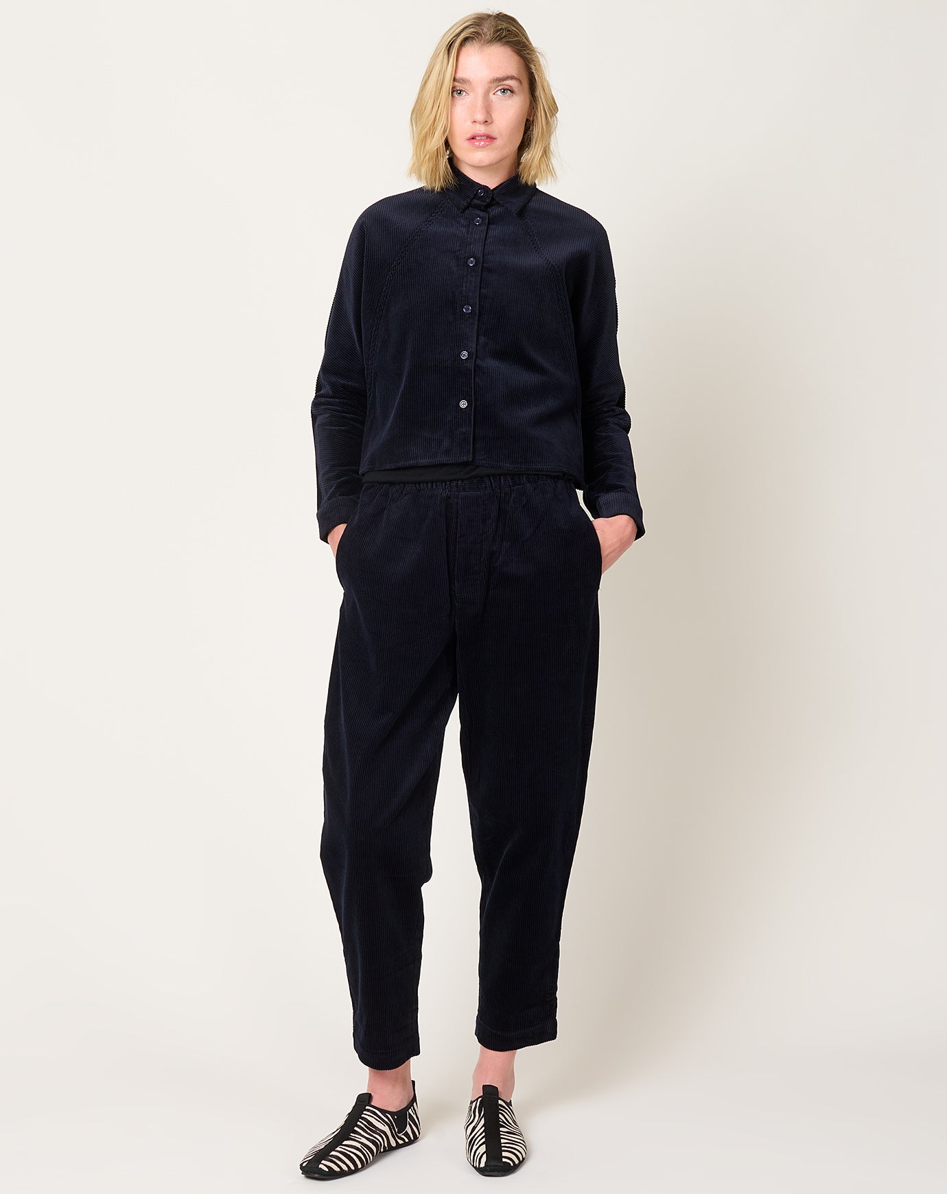 7115 by Szeki Corduroy 3/4 Cropped Shirt Jacket in Black