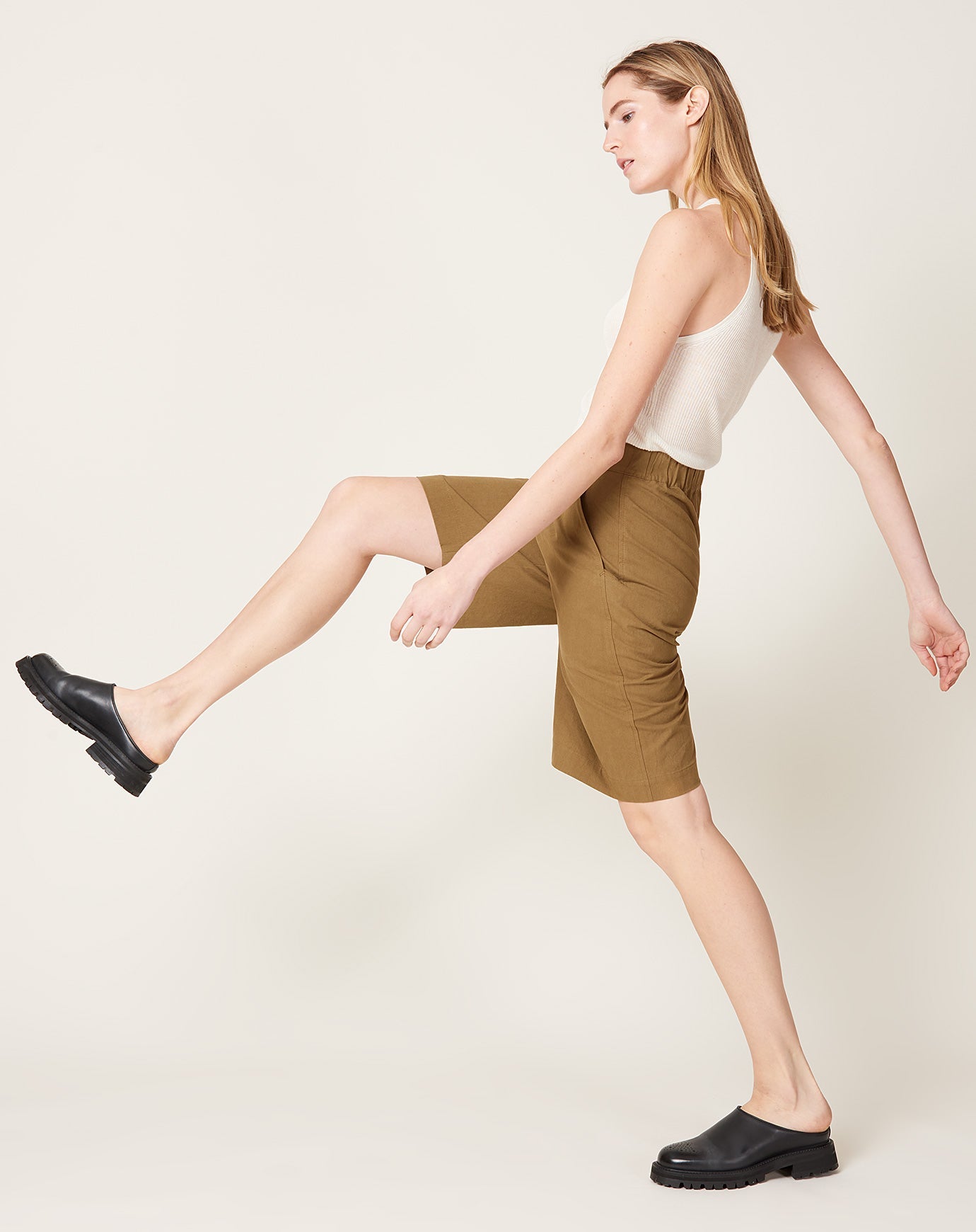 7115 by Szeki Summer Shorts in Brown