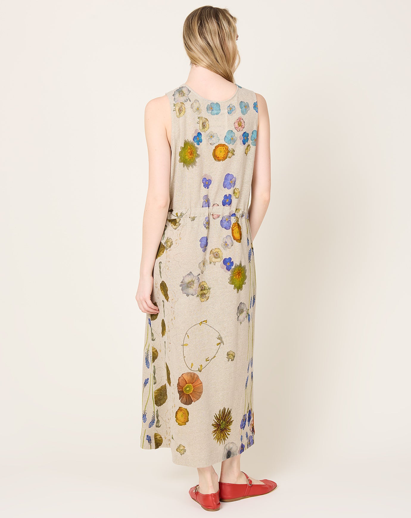 Anntian Easy Dress in PRINT M Flowers Cut Out