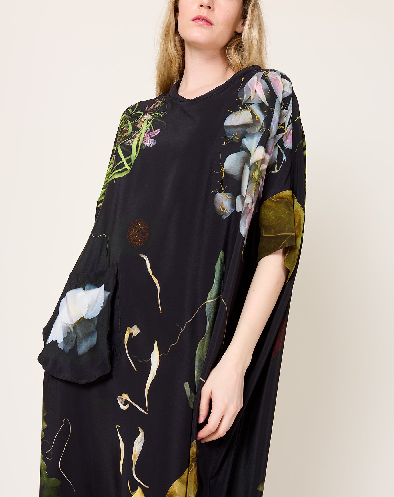 Anntian Silk Dress in PRINT C Big Flowers