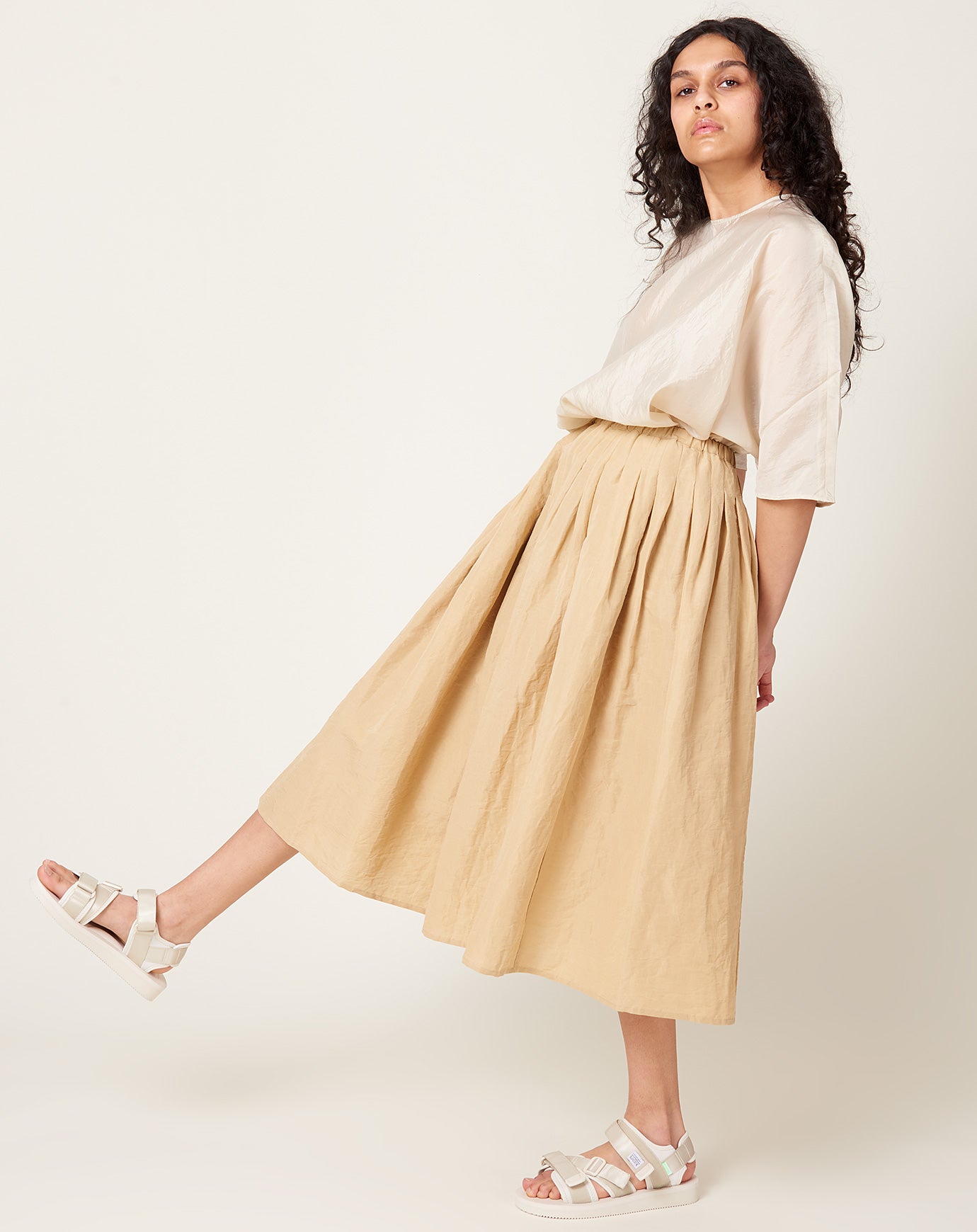 apuntob Pleat Skirt in Honey Linen Cotton