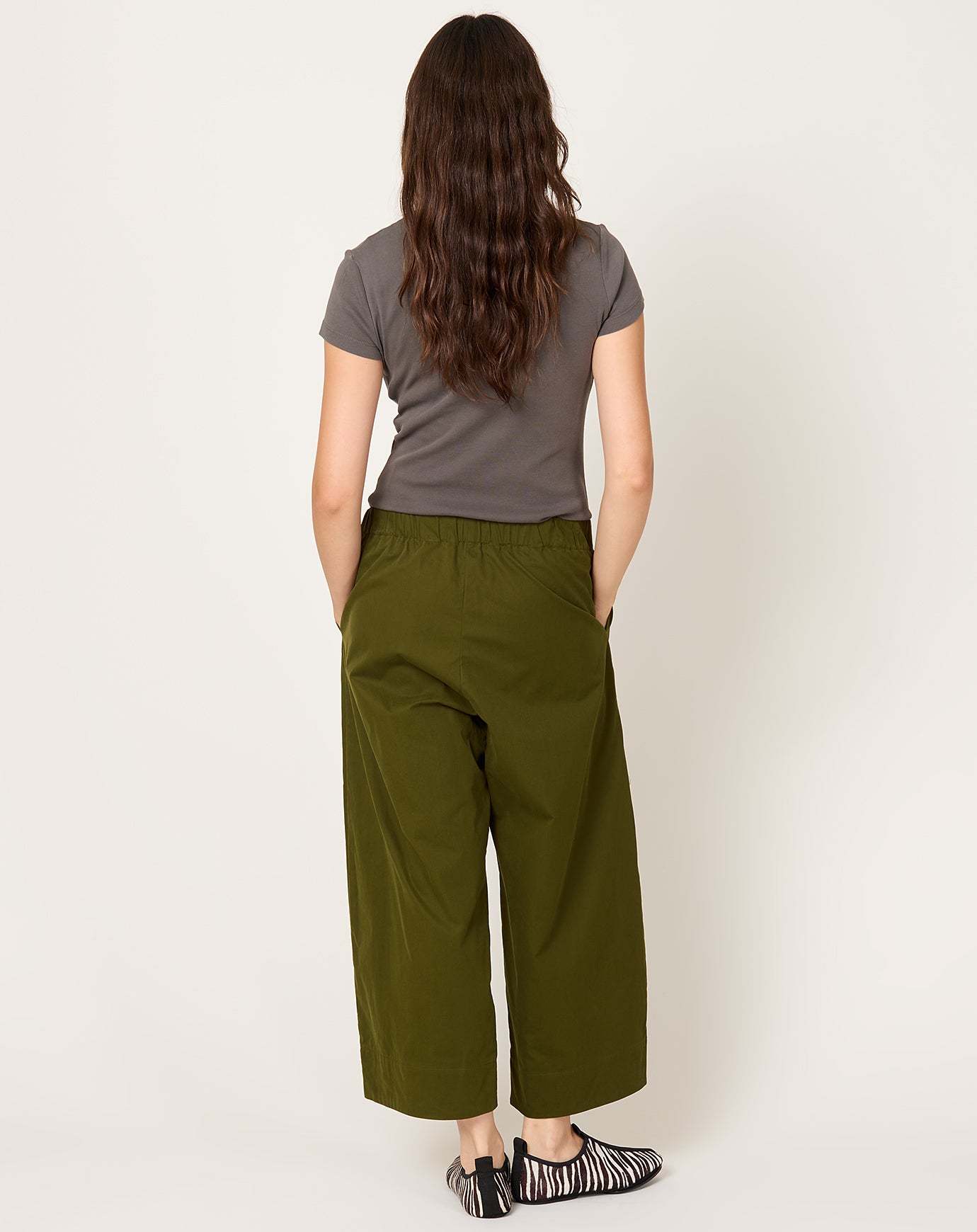 apuntob Pleated Soft Cotton Trouser in Forest