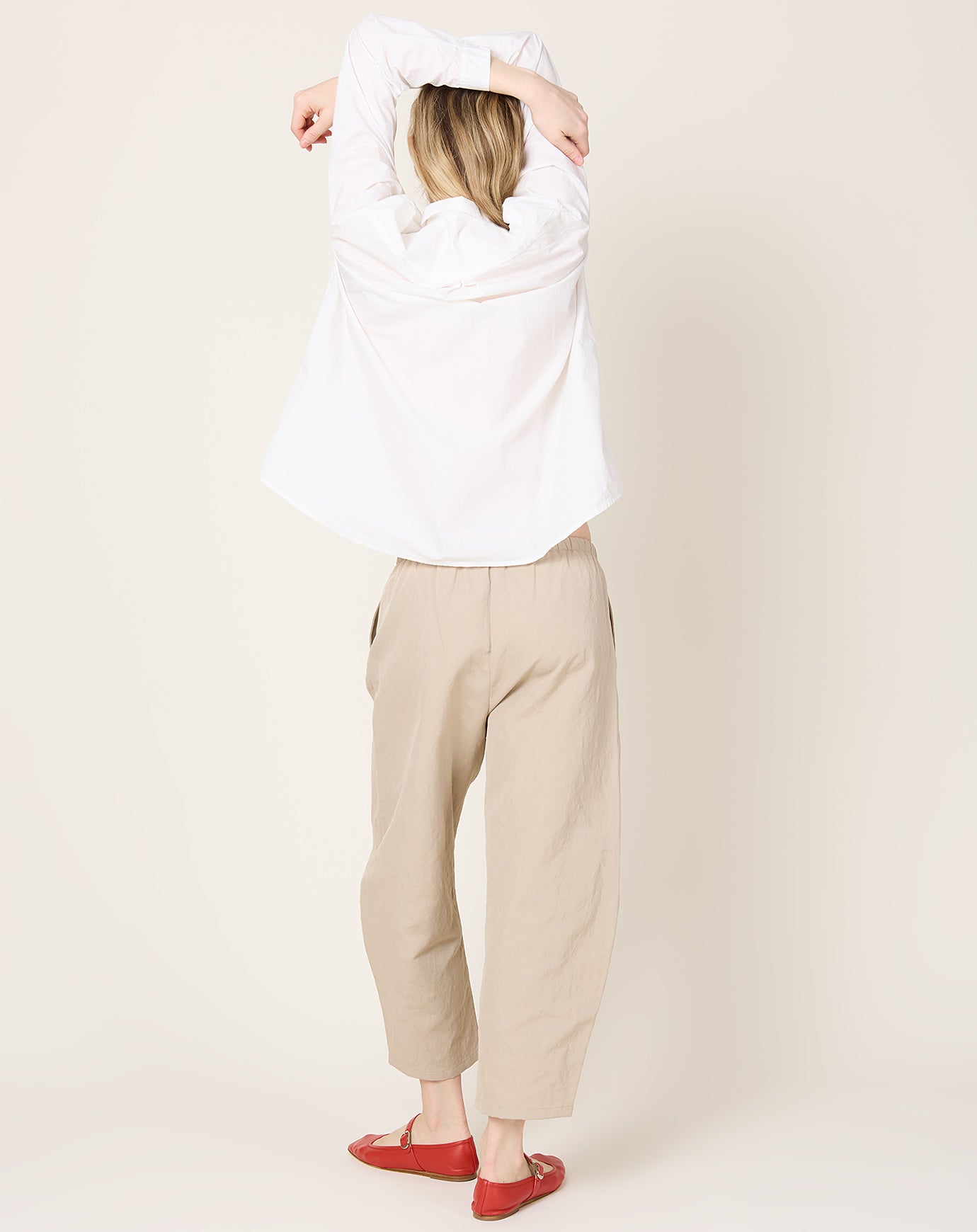 apuntob Technical Linen Curved Leg Trouser in Ecru