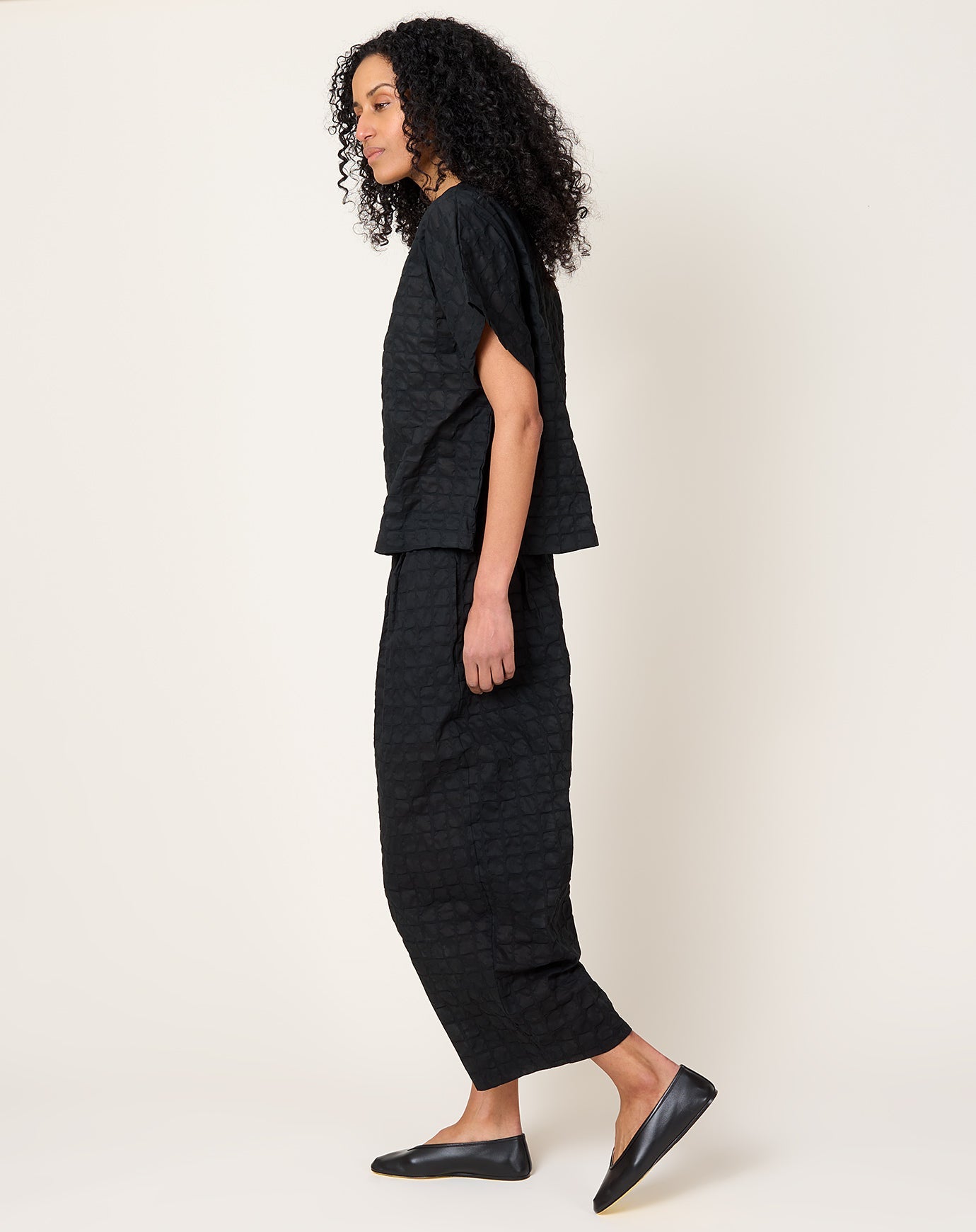 Black Crane Ripple Finish Wide Pants in Black