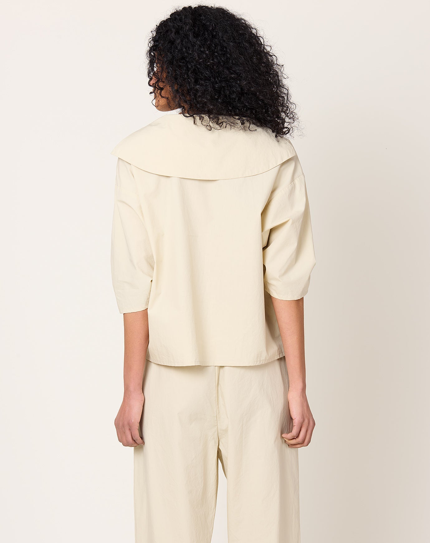 Black Crane Sailor Collar Top in Oyster