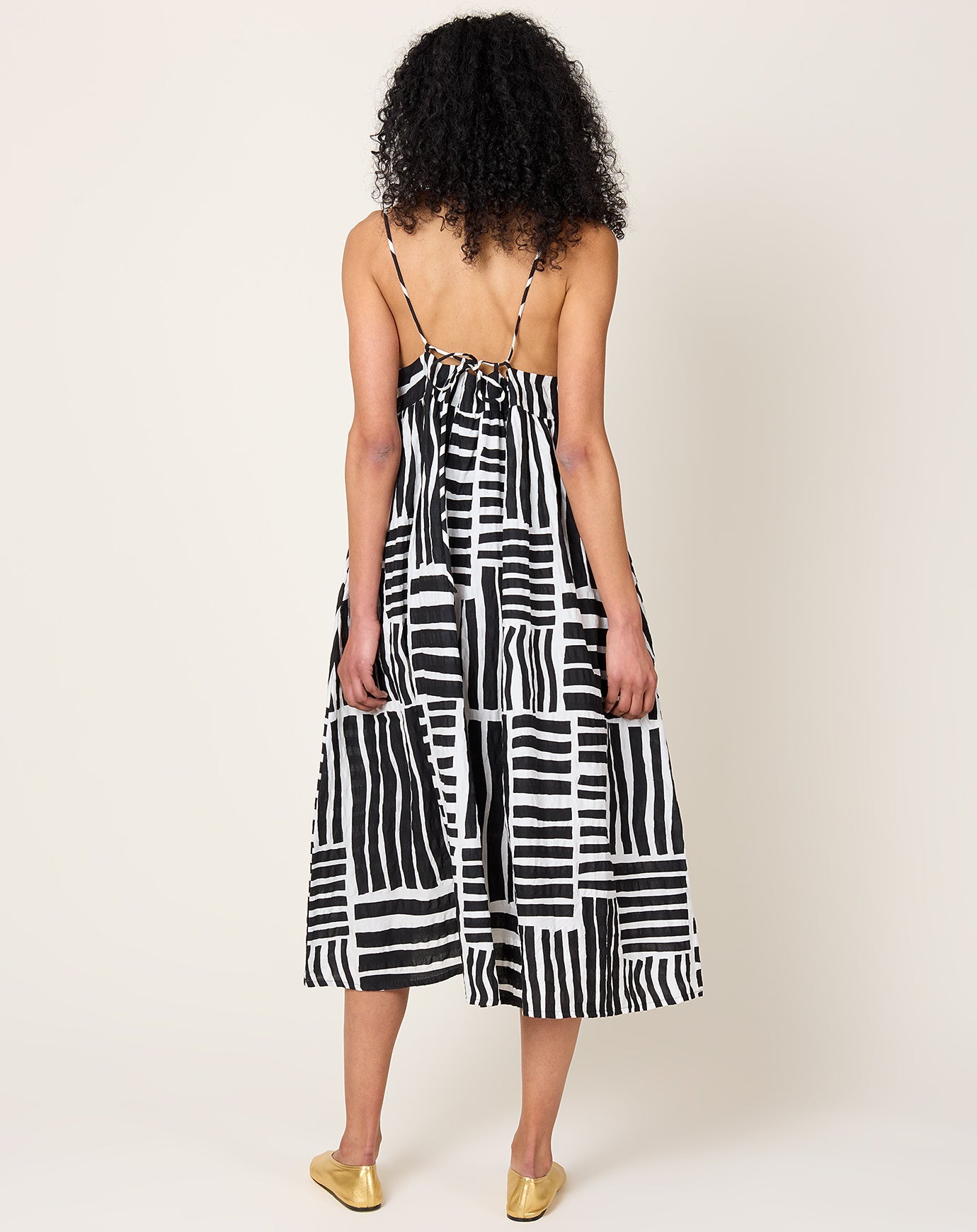 Black Crane Print Strap Dress in Black