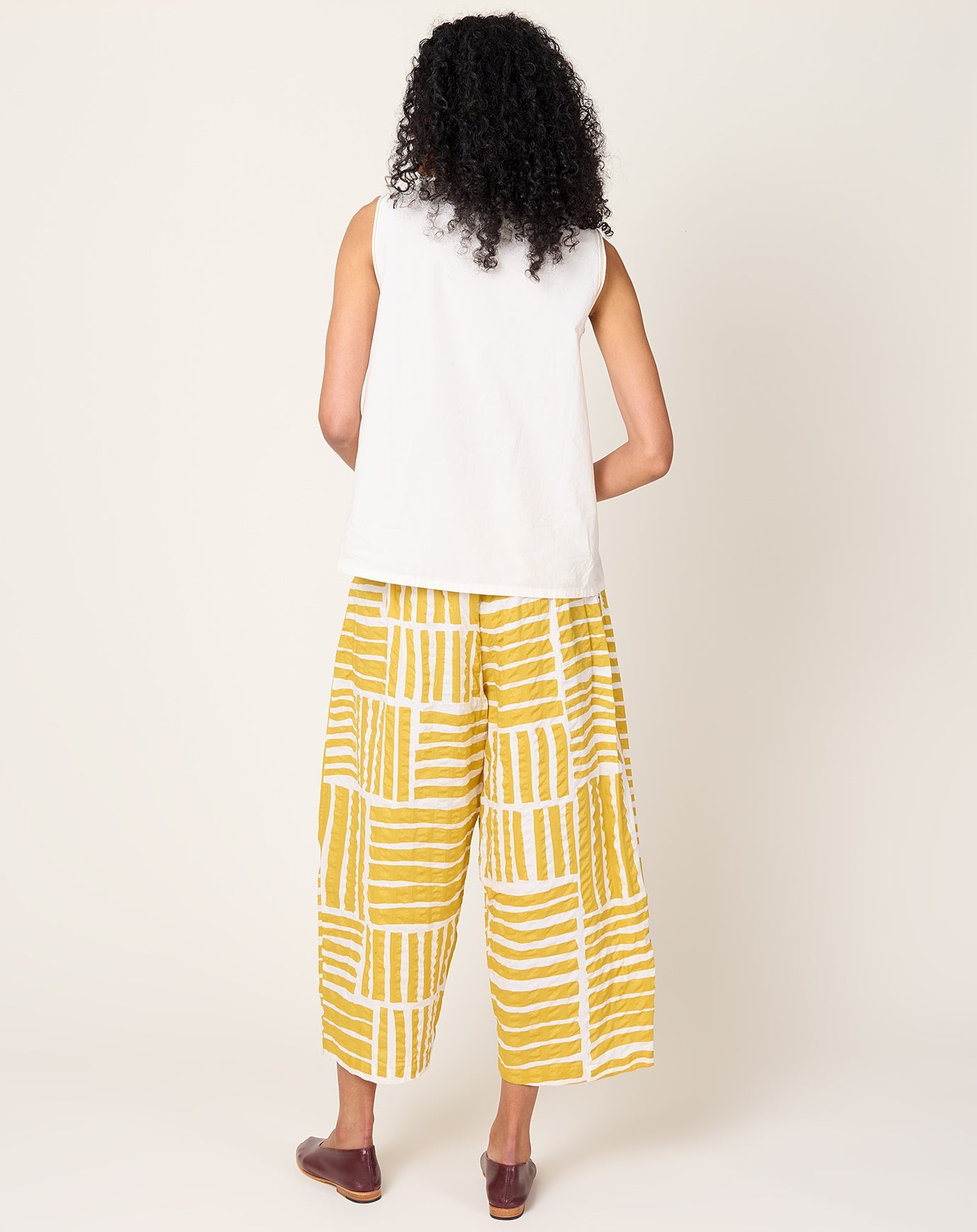 Black Crane Print Wide Pants in Gold
