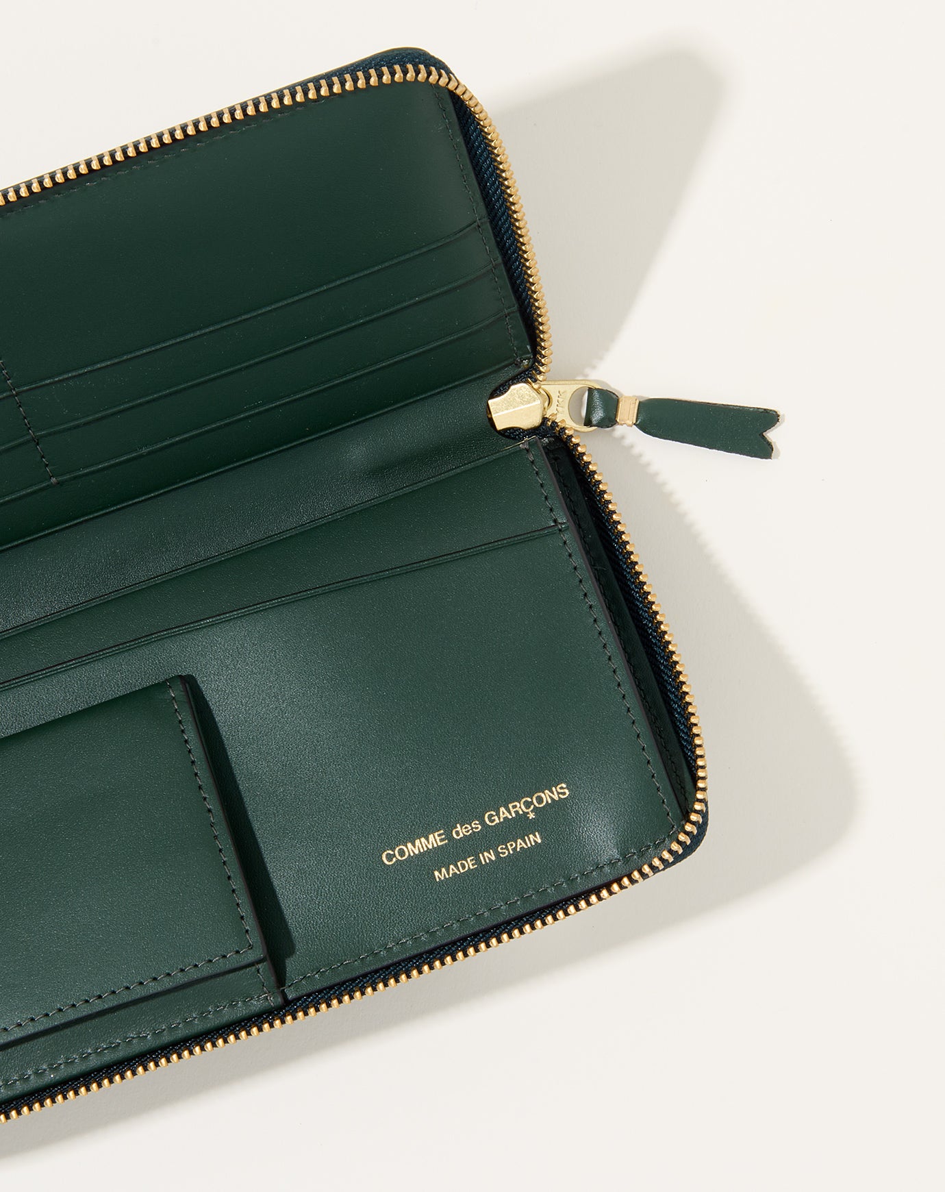 Comme des Garçons Leather Wallet Classic Line in Bottle Green