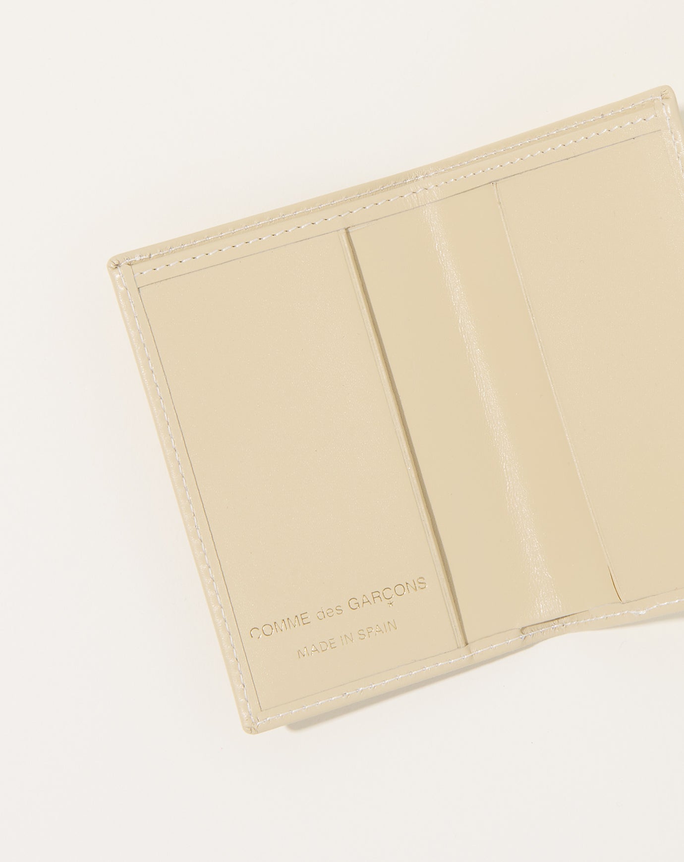 Comme des Garçons Off White Bifold Wallet