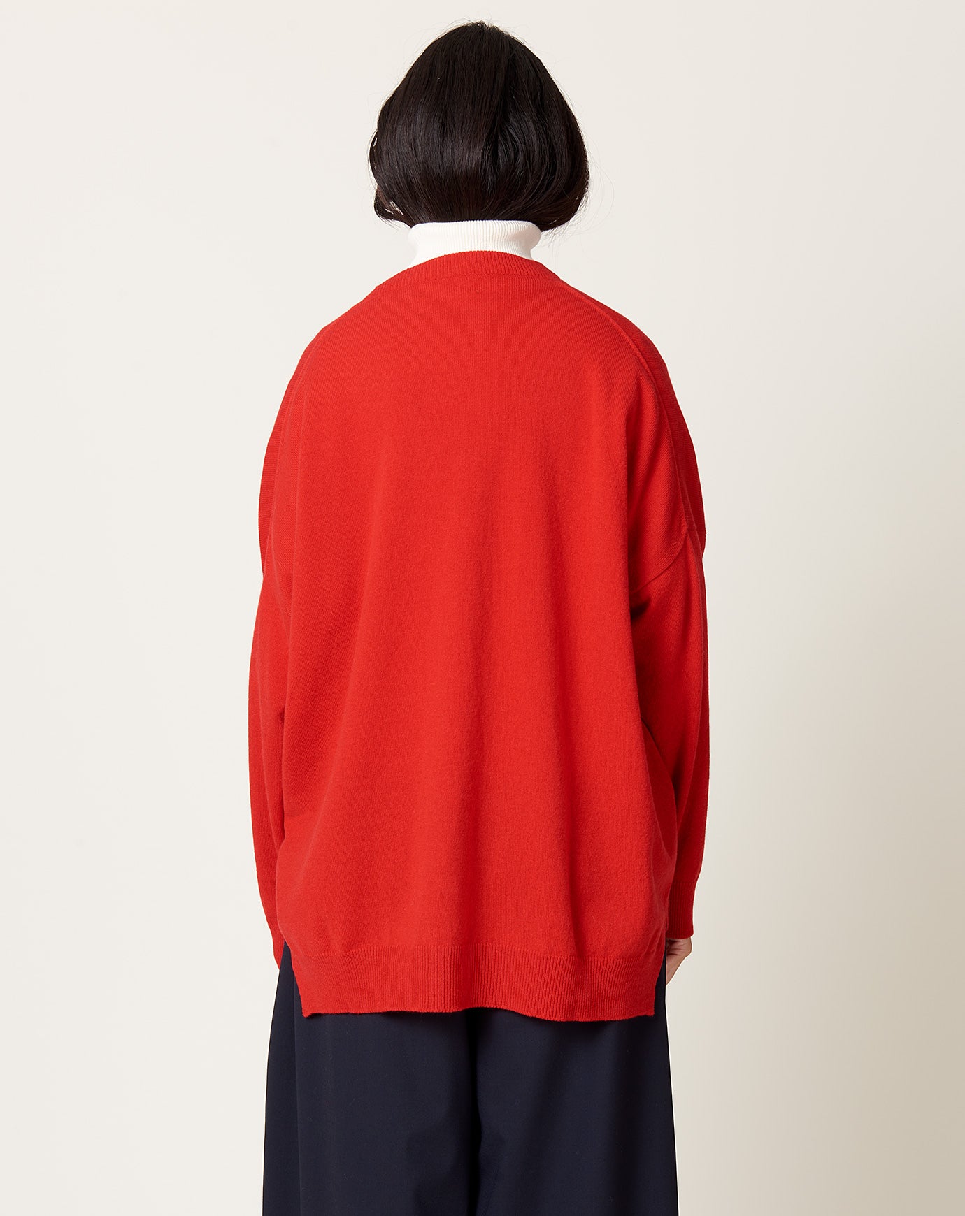 Cordera Cashmere V-Neck Sweater in Red