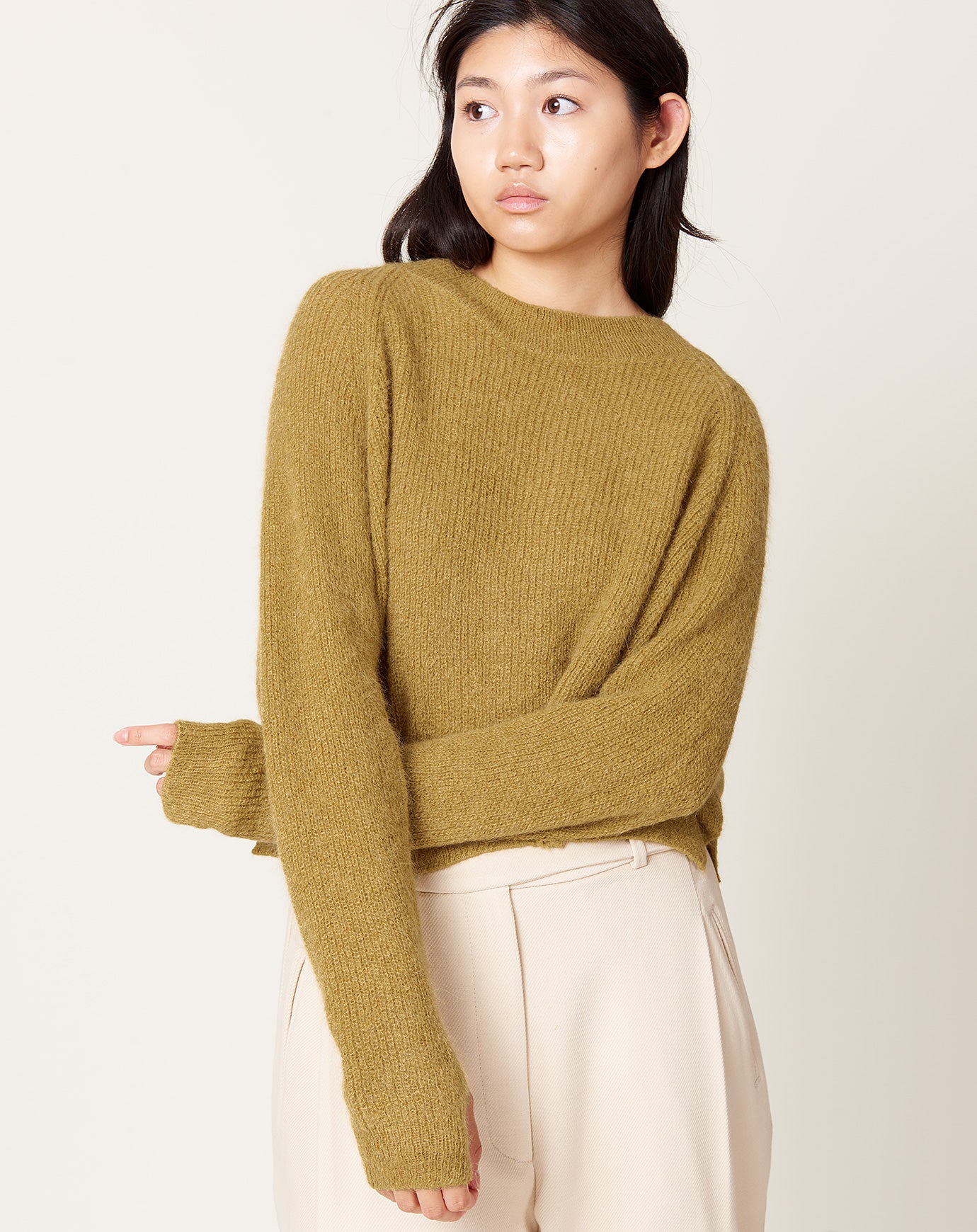 Cordera Suri Longsleeved Sweater in Olive