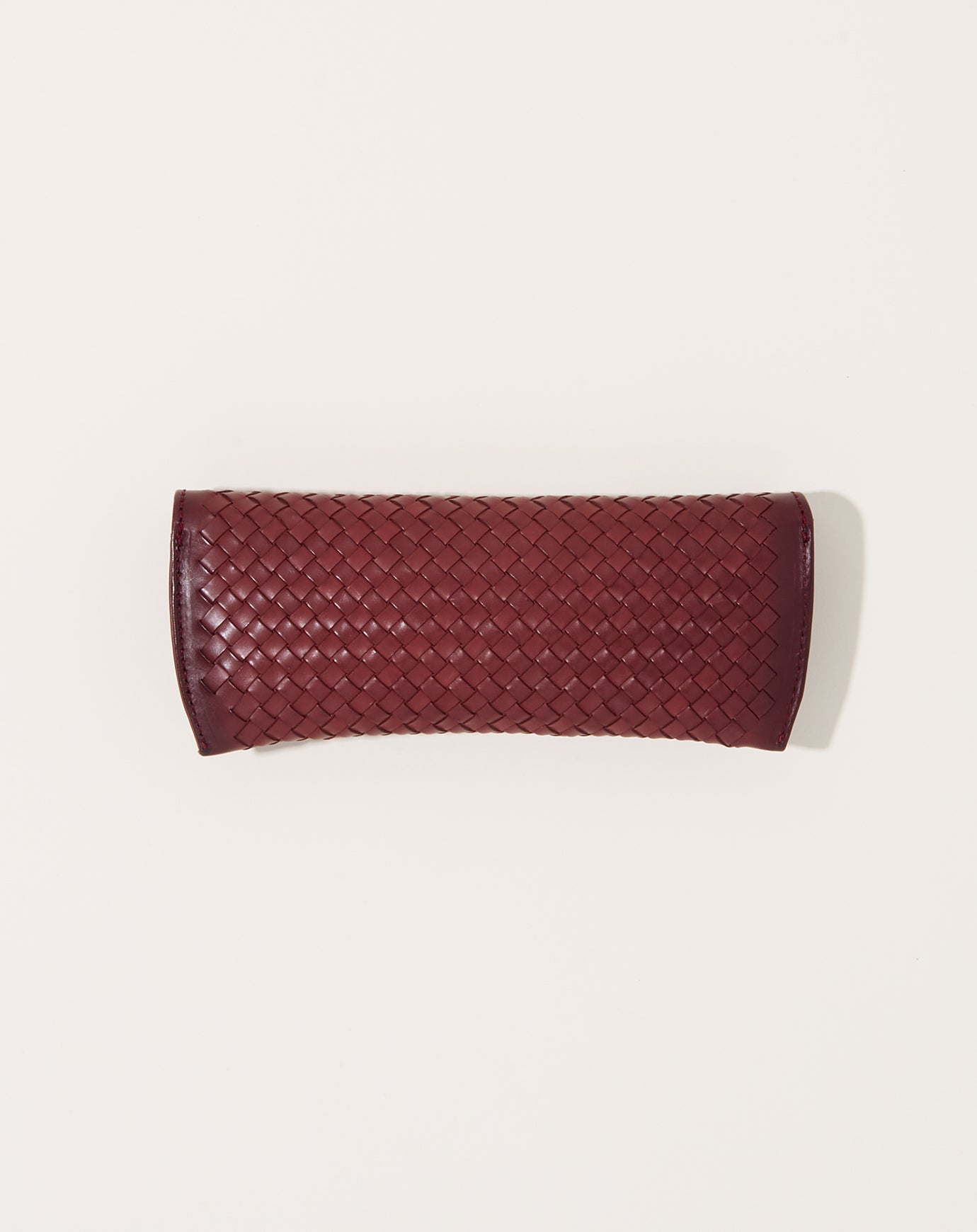 Dragon Diffusion Eyeglass Holder in Bordo