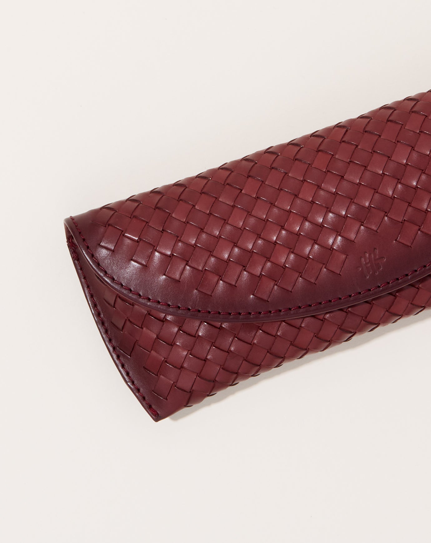 Dragon Diffusion Eyeglass Holder in Bordo