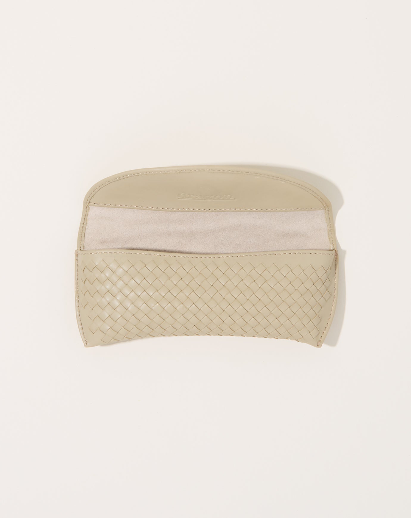 Dragon Diffusion Eyeglass Holder in Pearl