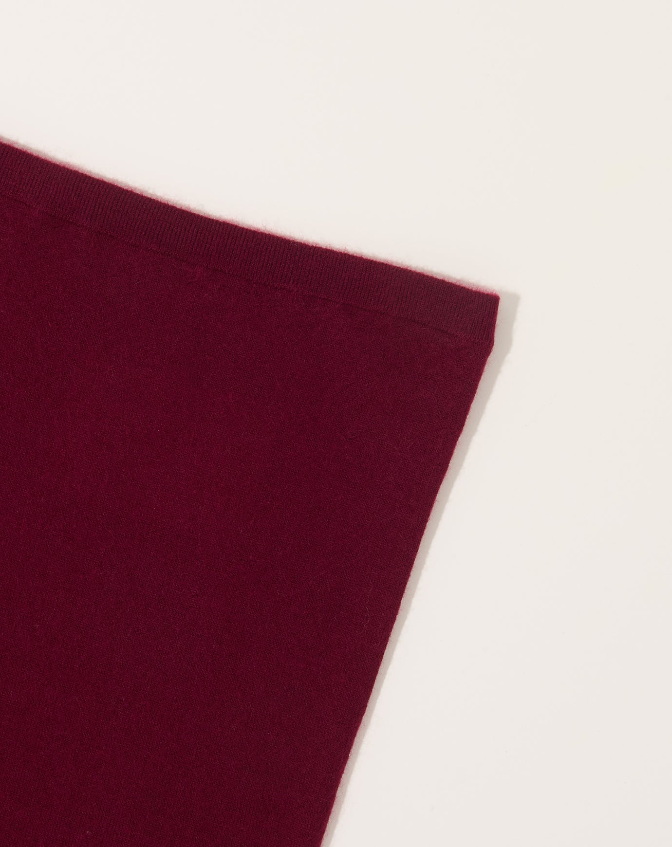 Frenckenberger Neck Tube in Burgundy