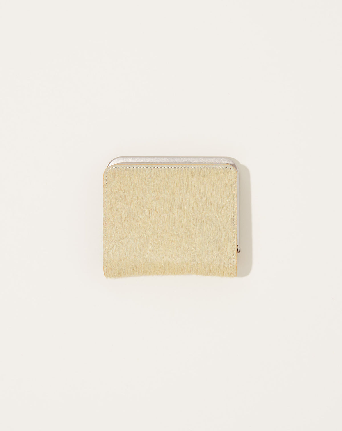 hender-scheme-hairy-snap-  