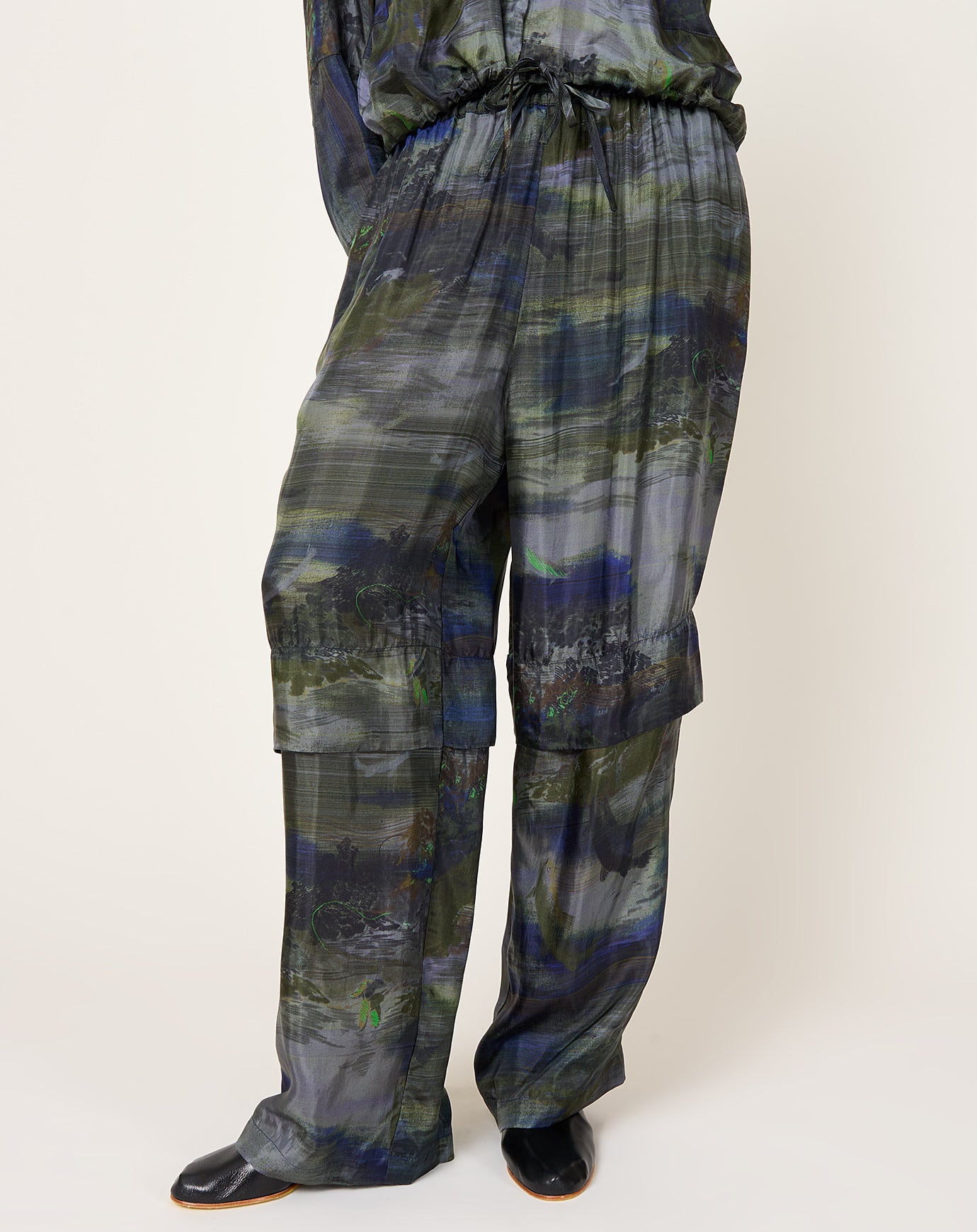 Henrik Vibskov Shants Pants in Fishes Light