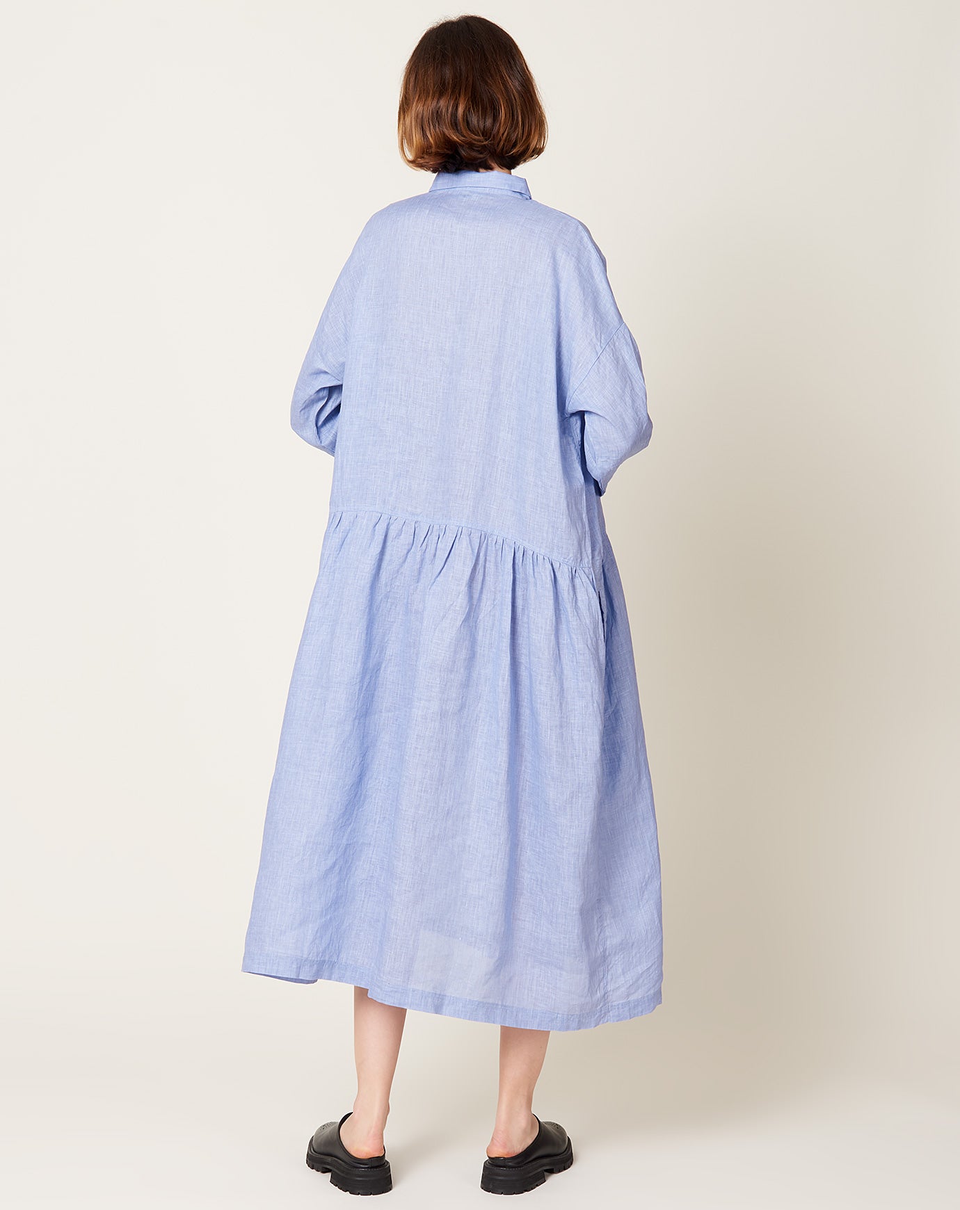 Ichi Antiquités Pigment Color Linen Dress in Blue