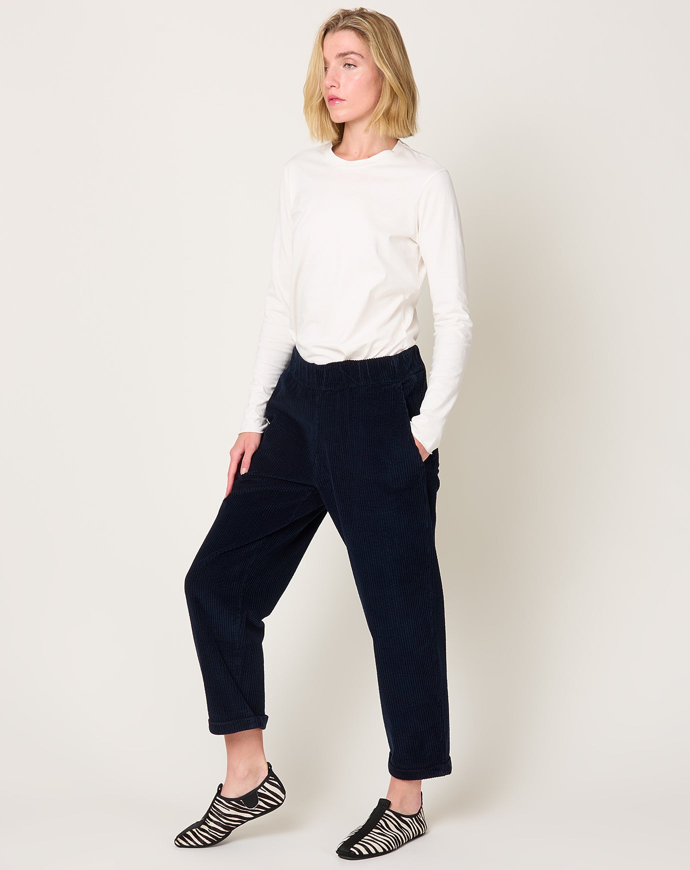 Labo.Art Paride Fine Wale Corduroy Pant in Atlantic