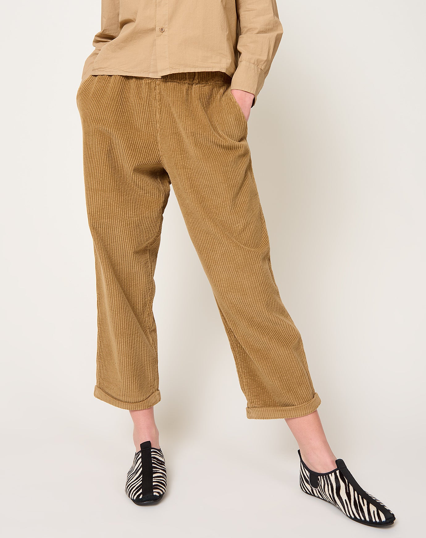 Labo.Art Paride Fine Wale Corduroy Pant in Camel