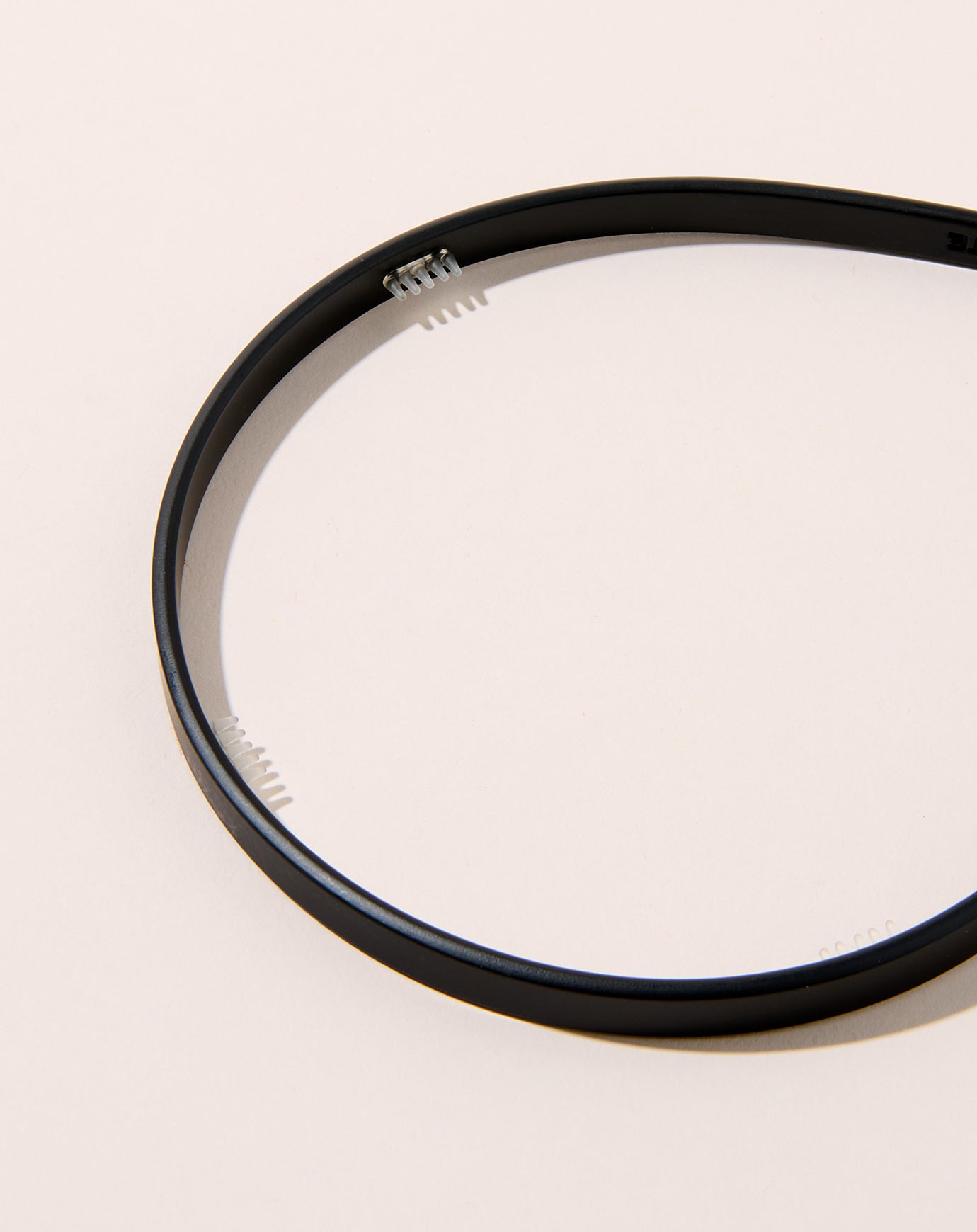 Machete Ultralight Thin Headband in Black Matte