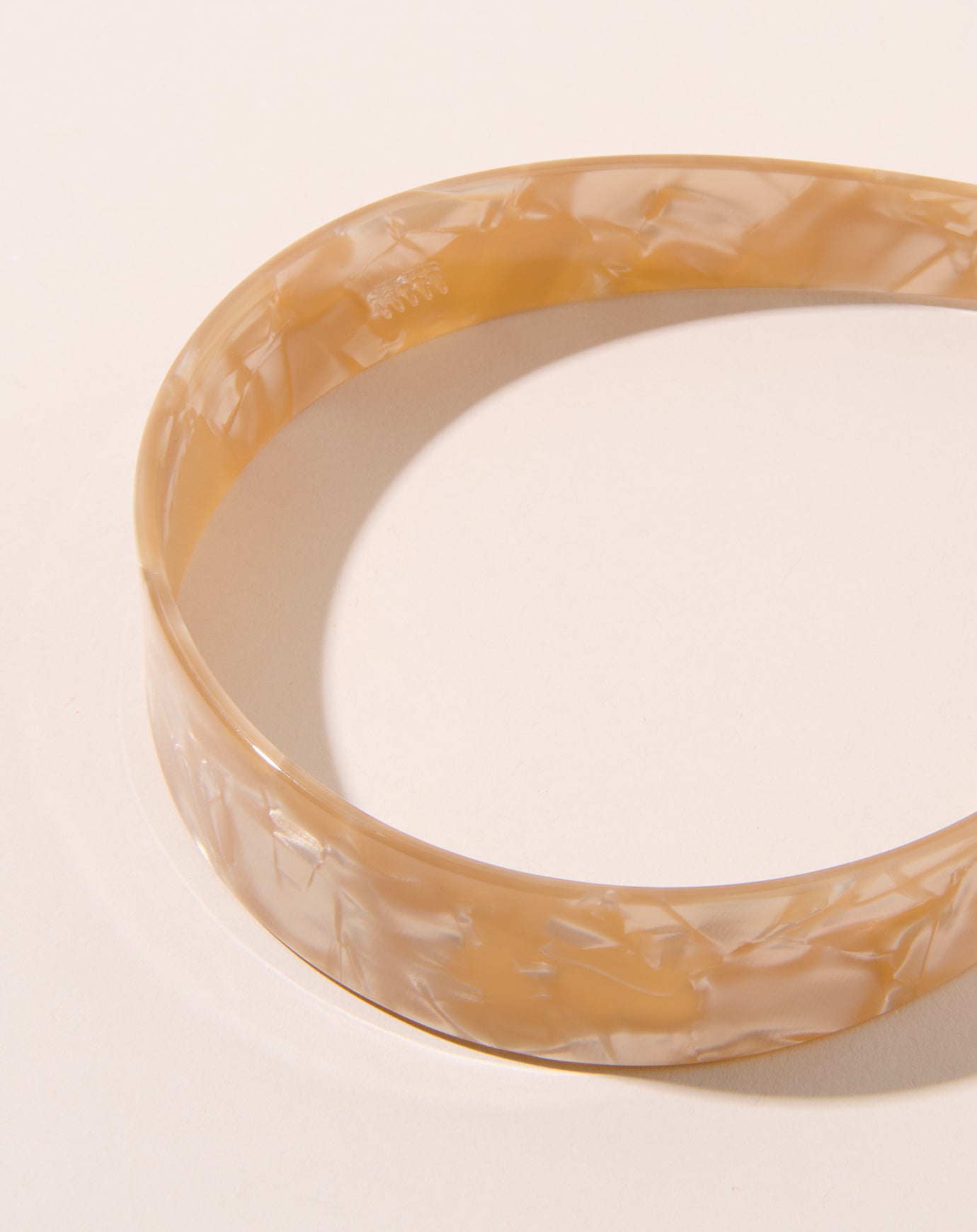 Machete Wide Headband in Sand Shell