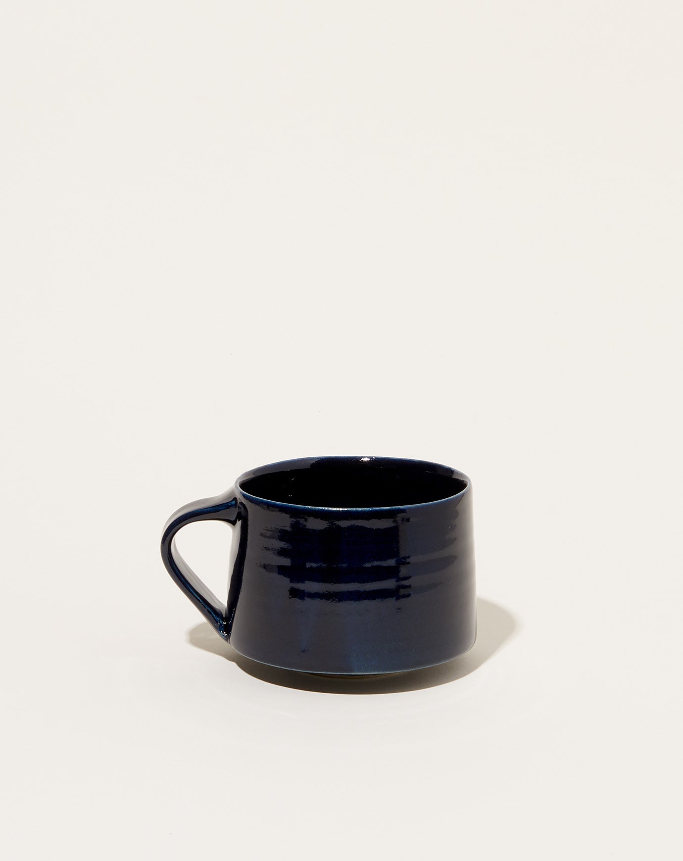 Monohanako Mug in Dark Blue