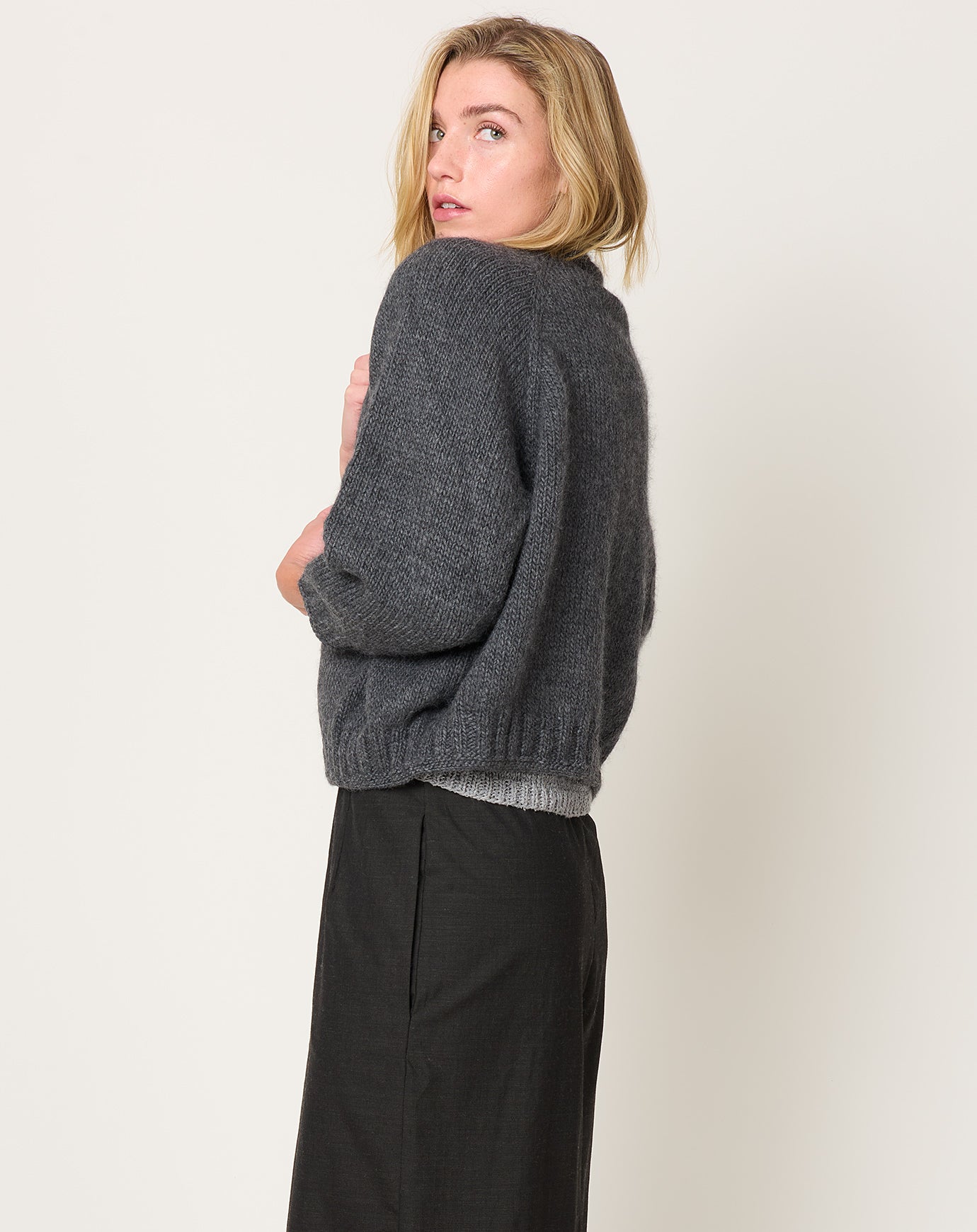 NITTO Paleta Cardigan in Anthracite Grey