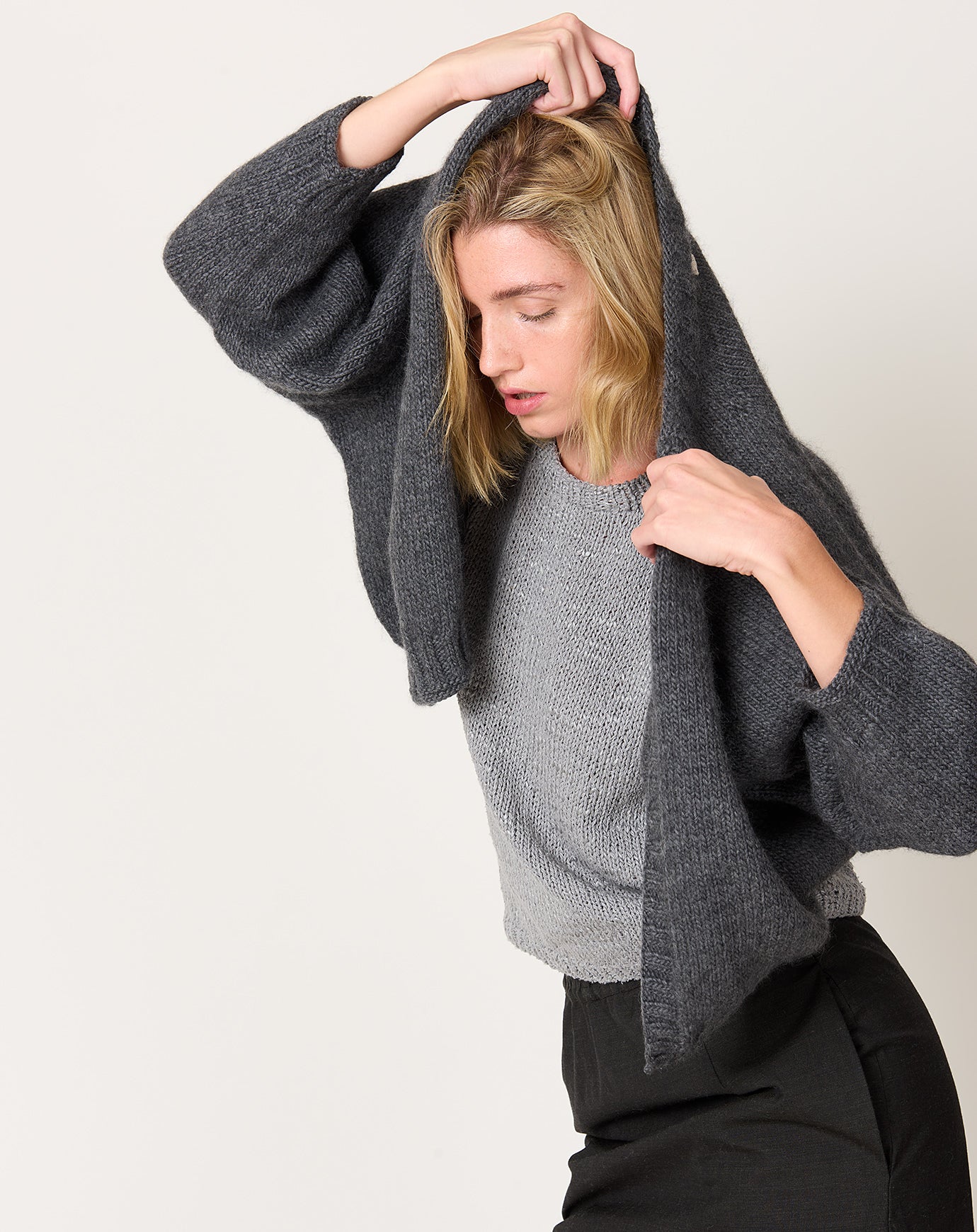 NITTO Paleta Cardigan in Anthracite Grey
