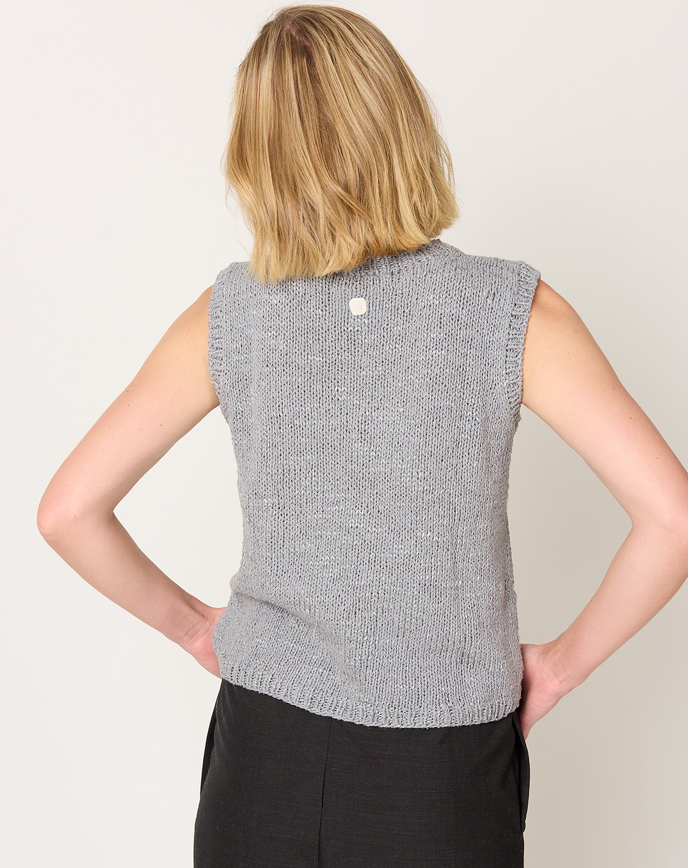 NITTO Pincel Vest in Silver