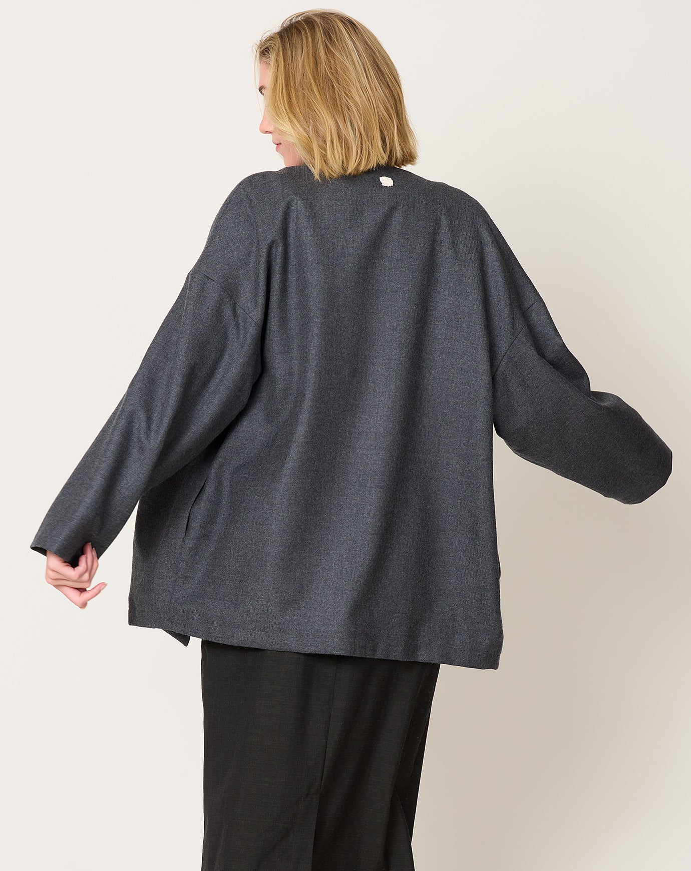 NITTO Ticca Jacket in Charcoal Grey & Anthracite Grey