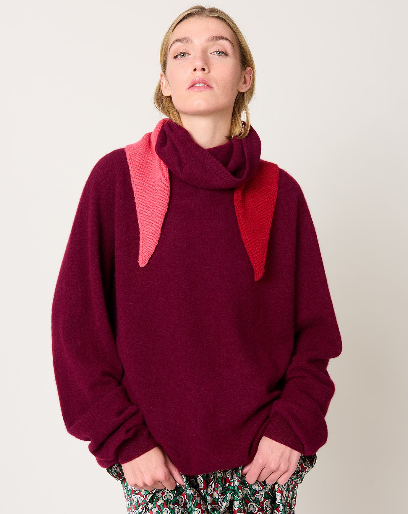 NITTO Trimo Neckerchief in Bordeaux/Coral