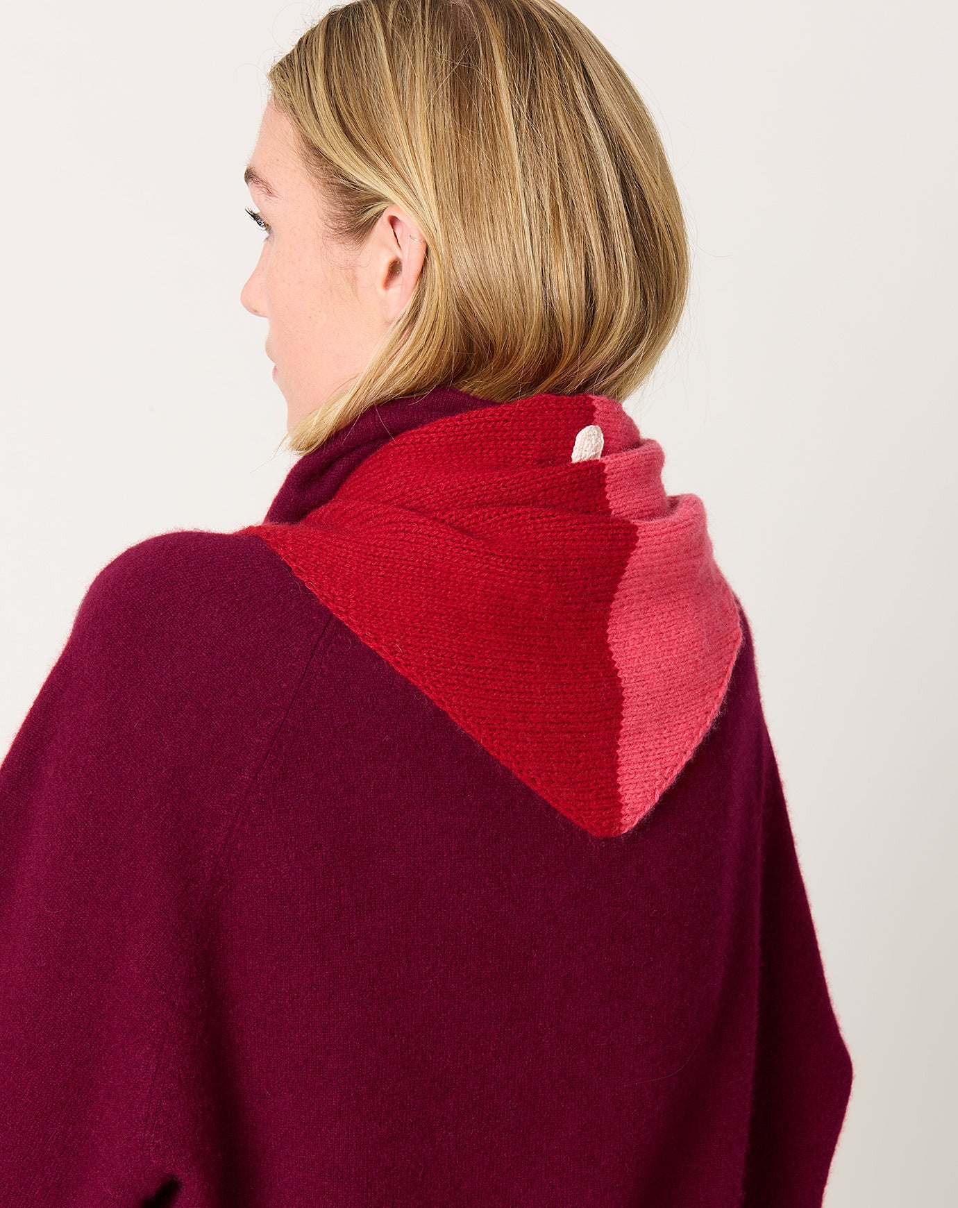 NITTO Trimo Neckerchief in Bordeaux/Coral