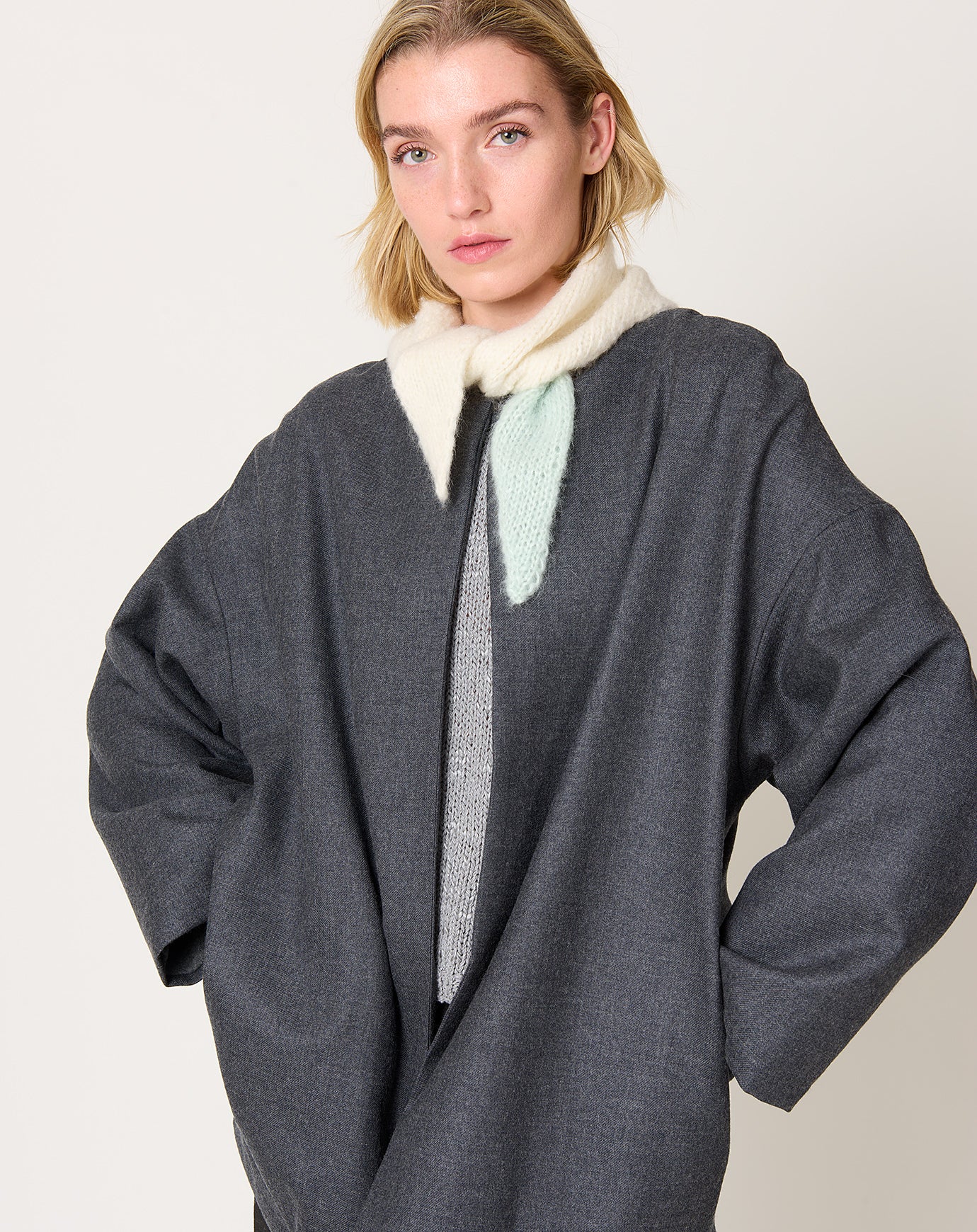 Trimo Neckerchief in Off White/Mint Green