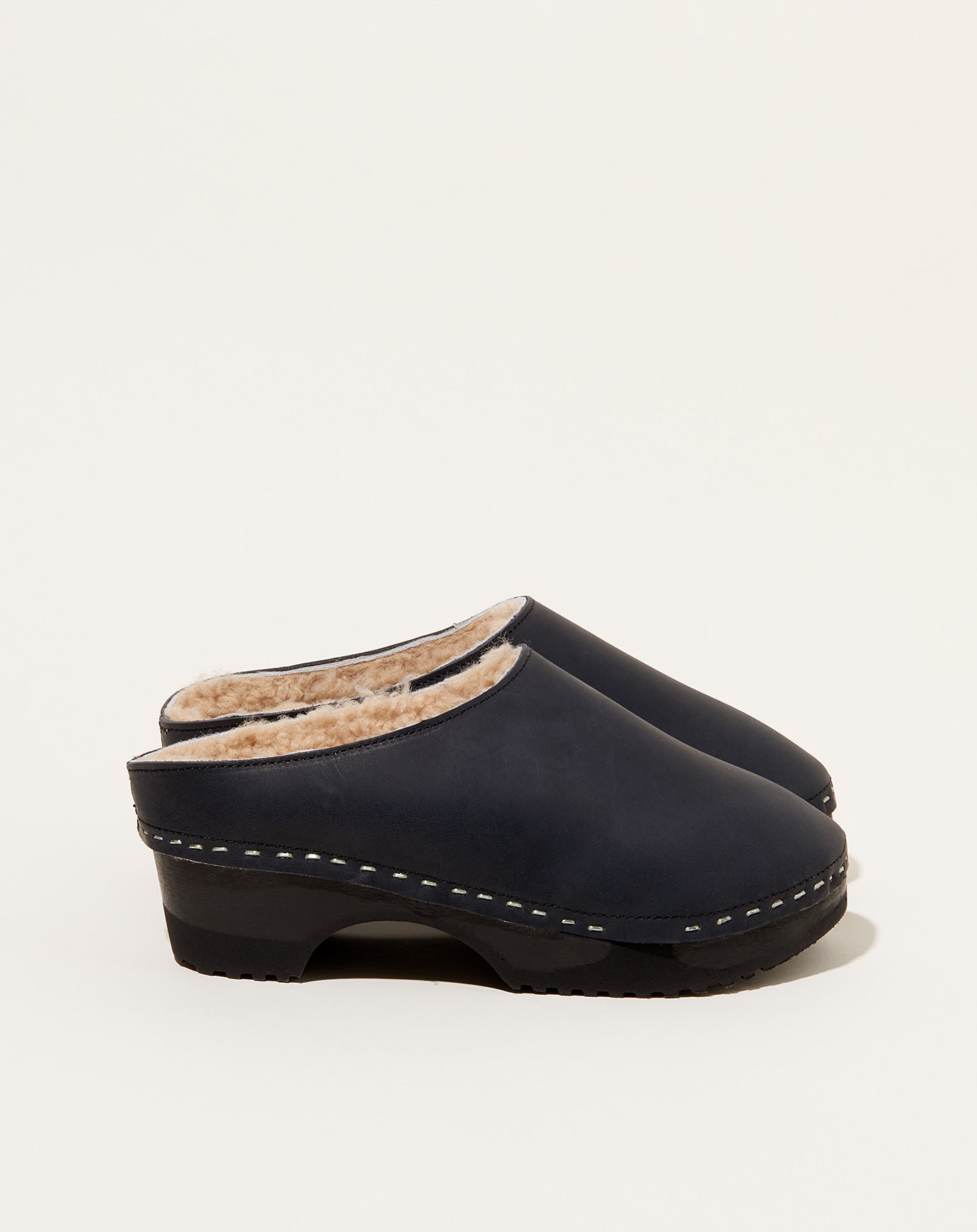 Rosa Mosa Leo Shearling Clog in Black & Camel