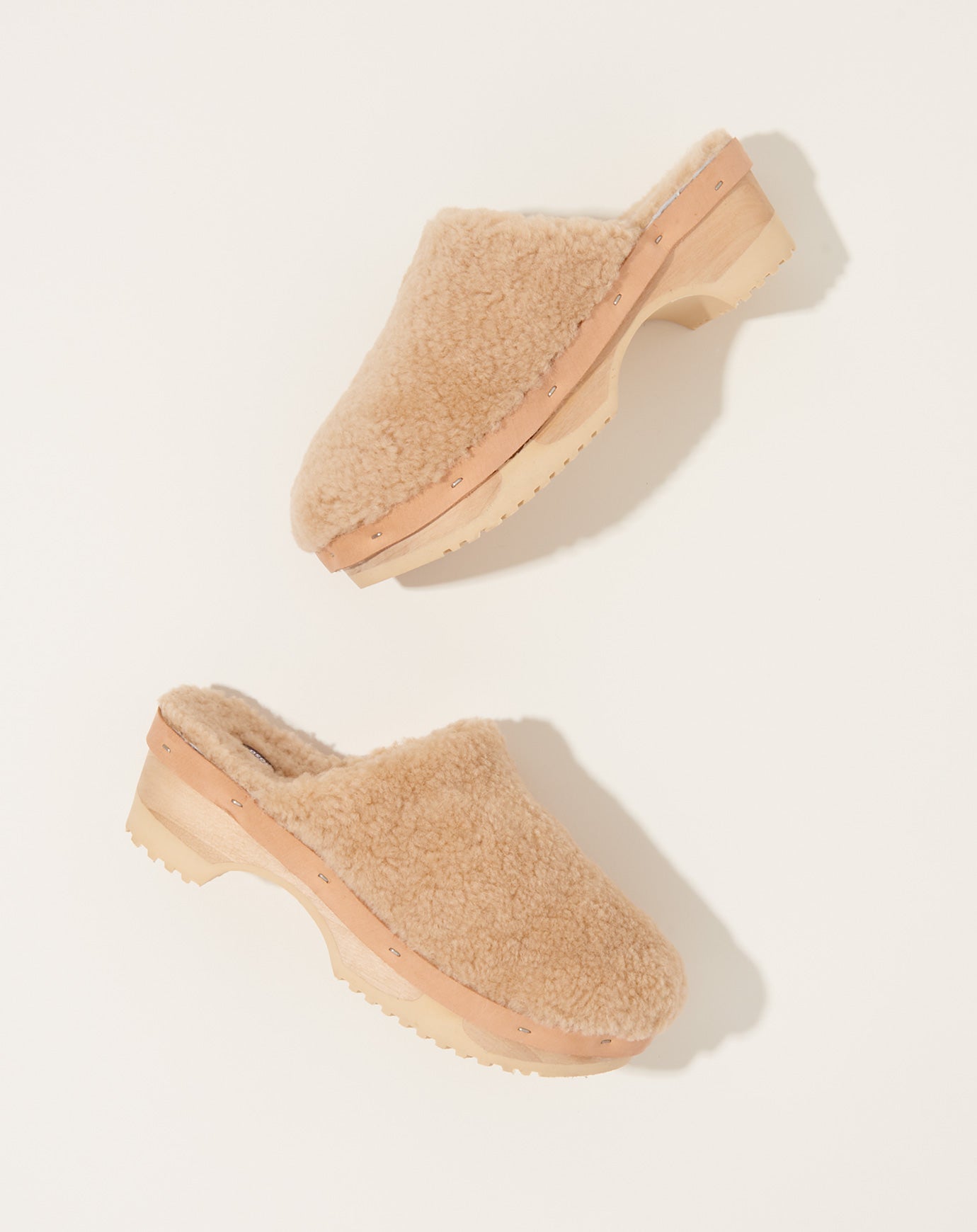 Rosa Mosa Panto Curly Lined Clog in Camel