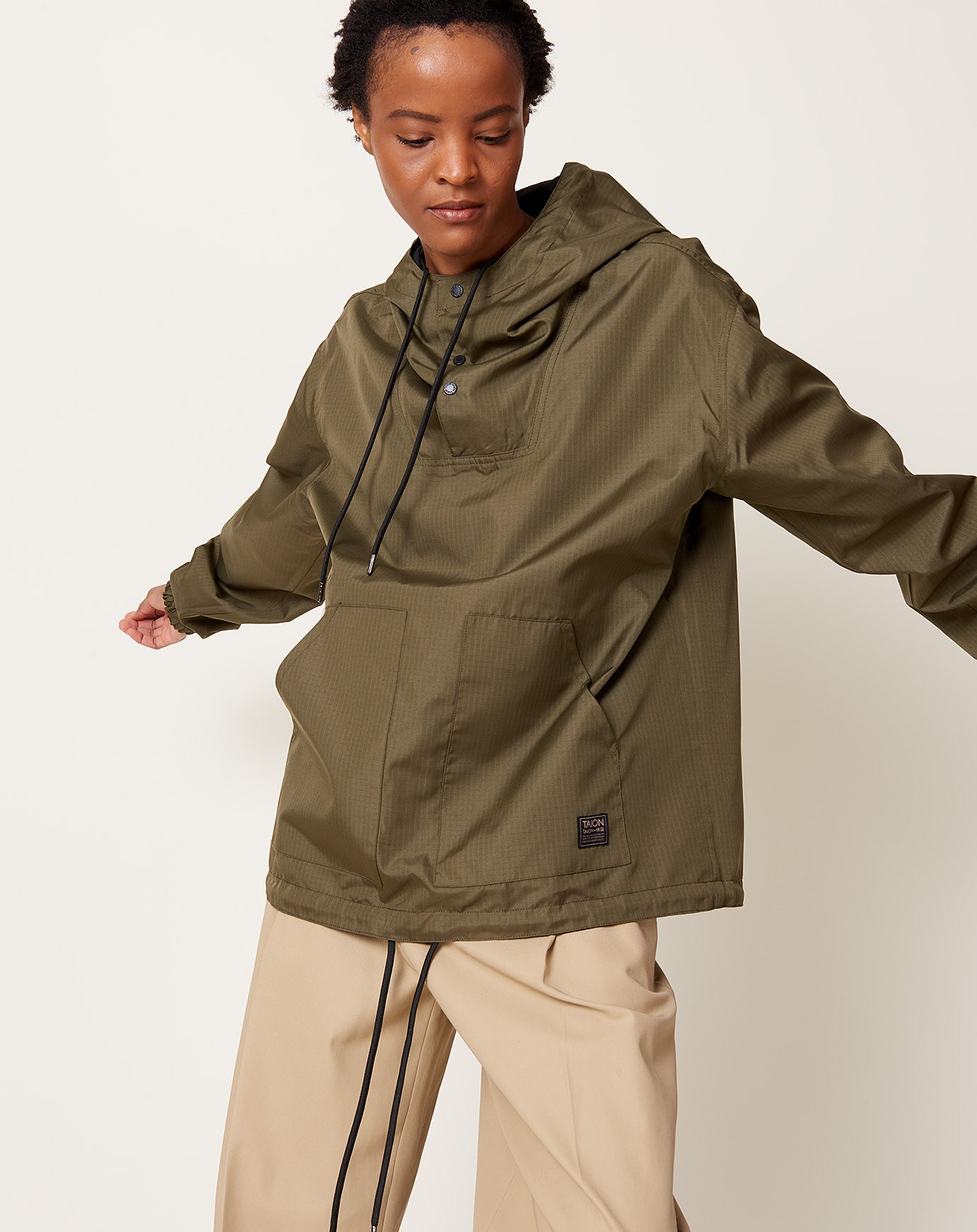 Taion Reversible Non Down Parka in Black and Olive