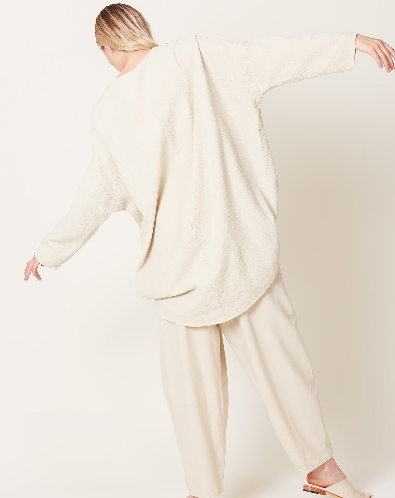 Black Crane Lantern Tunic in Ivory