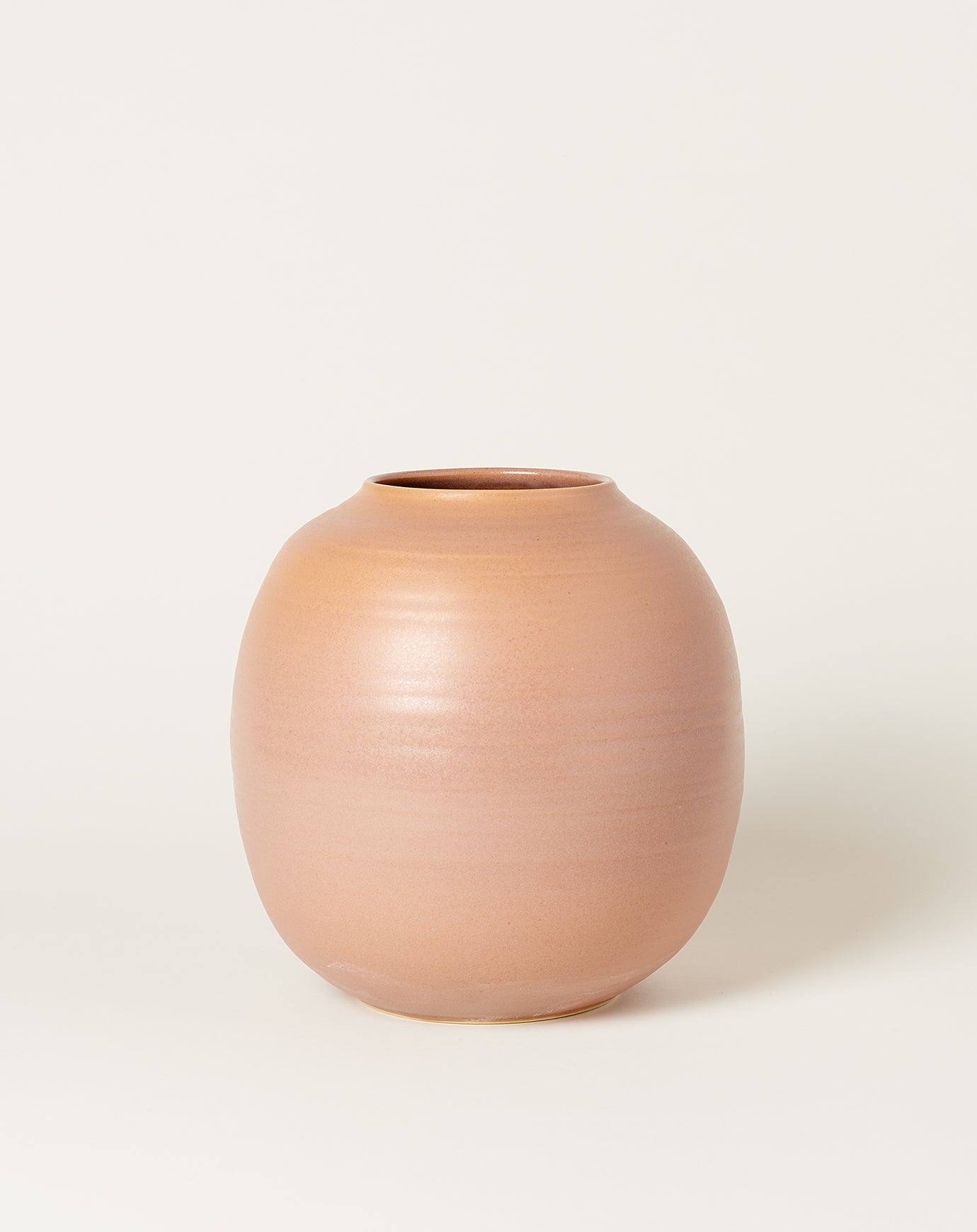 Myrth Ceramics Moon in Mesa