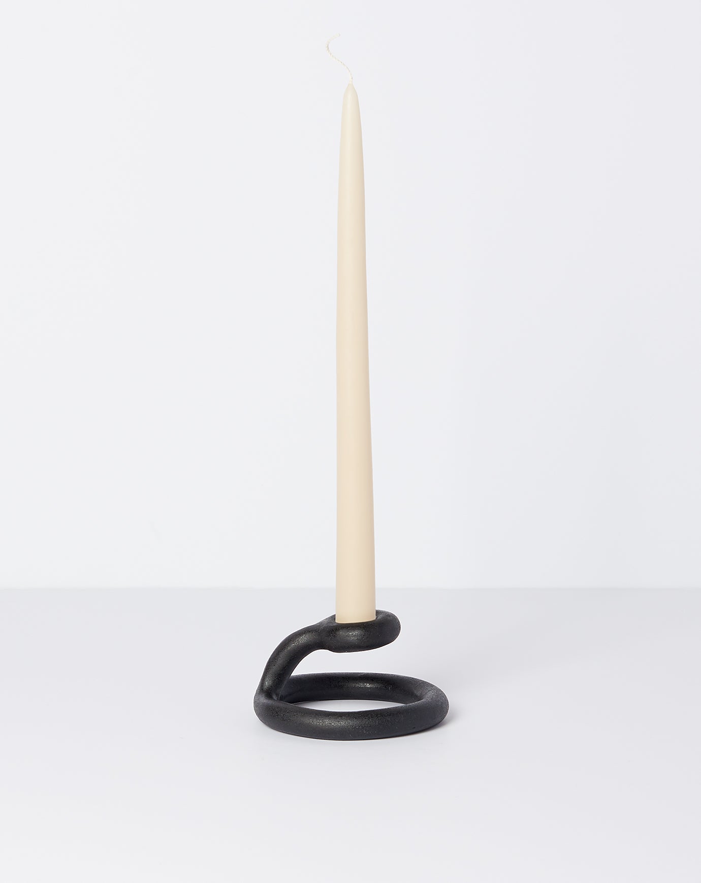 Uni Candlestick in Matte Black