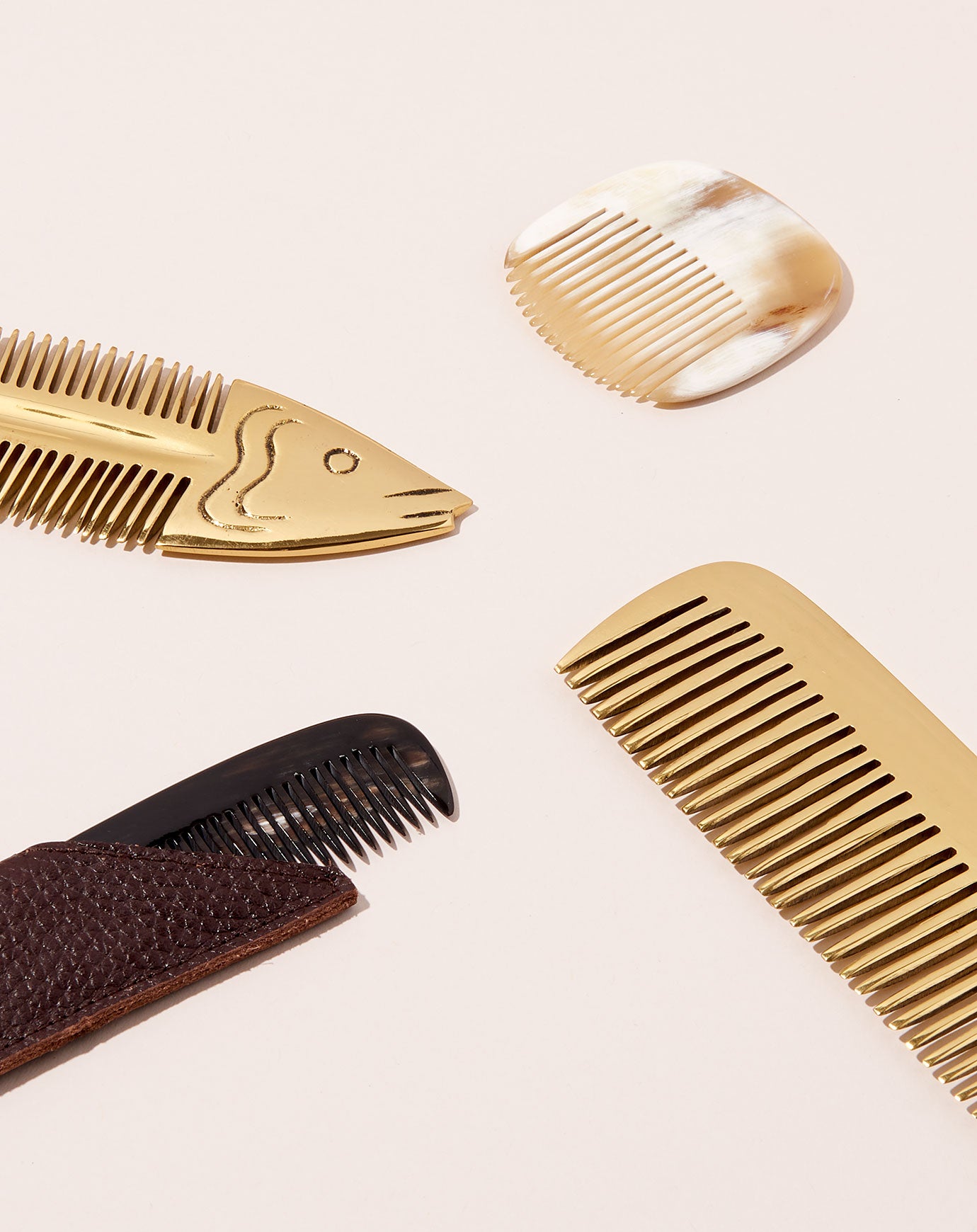 Siren Song Pocket Comb with Leather Pouch