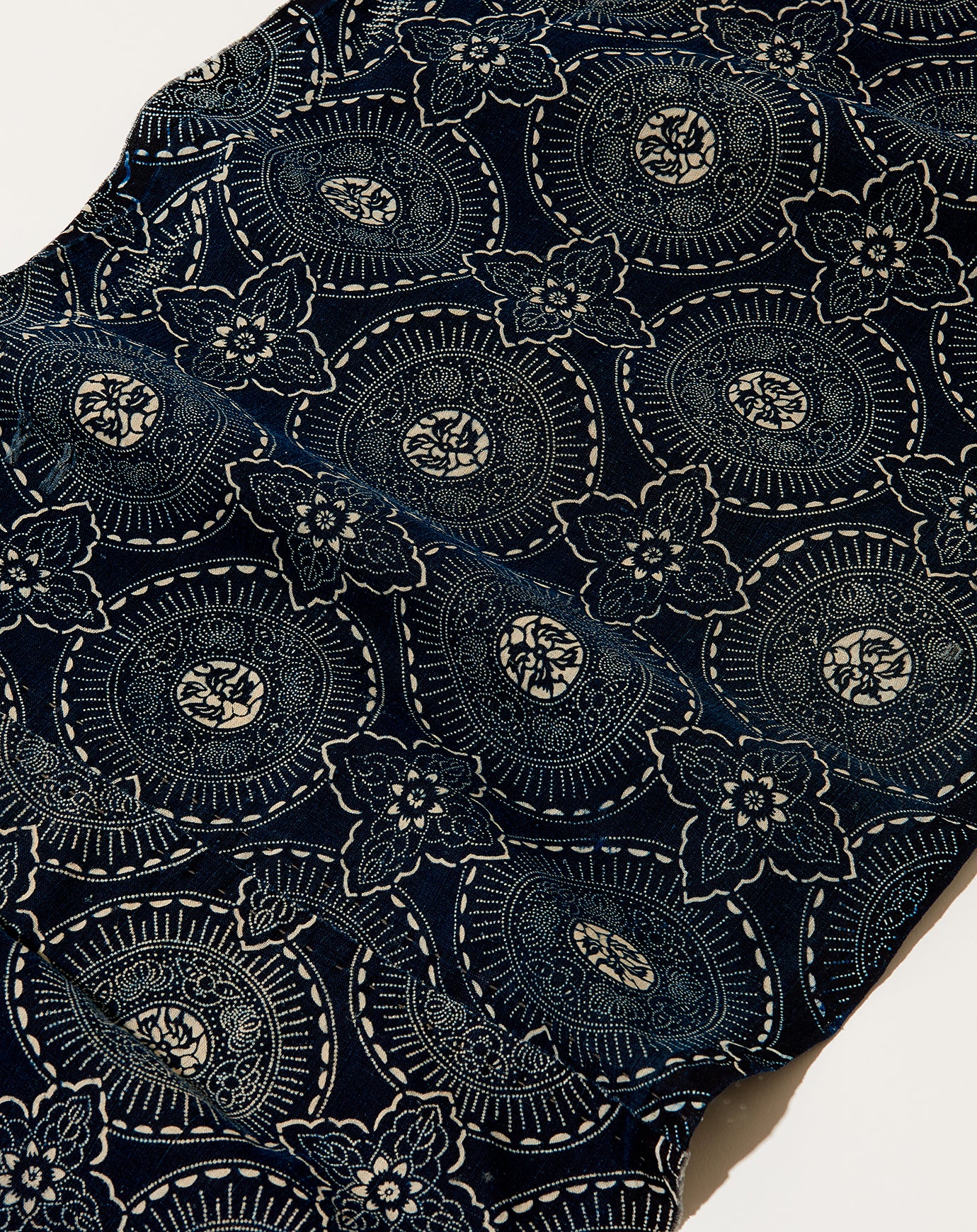 Vintage Japanese Medalion Scarf