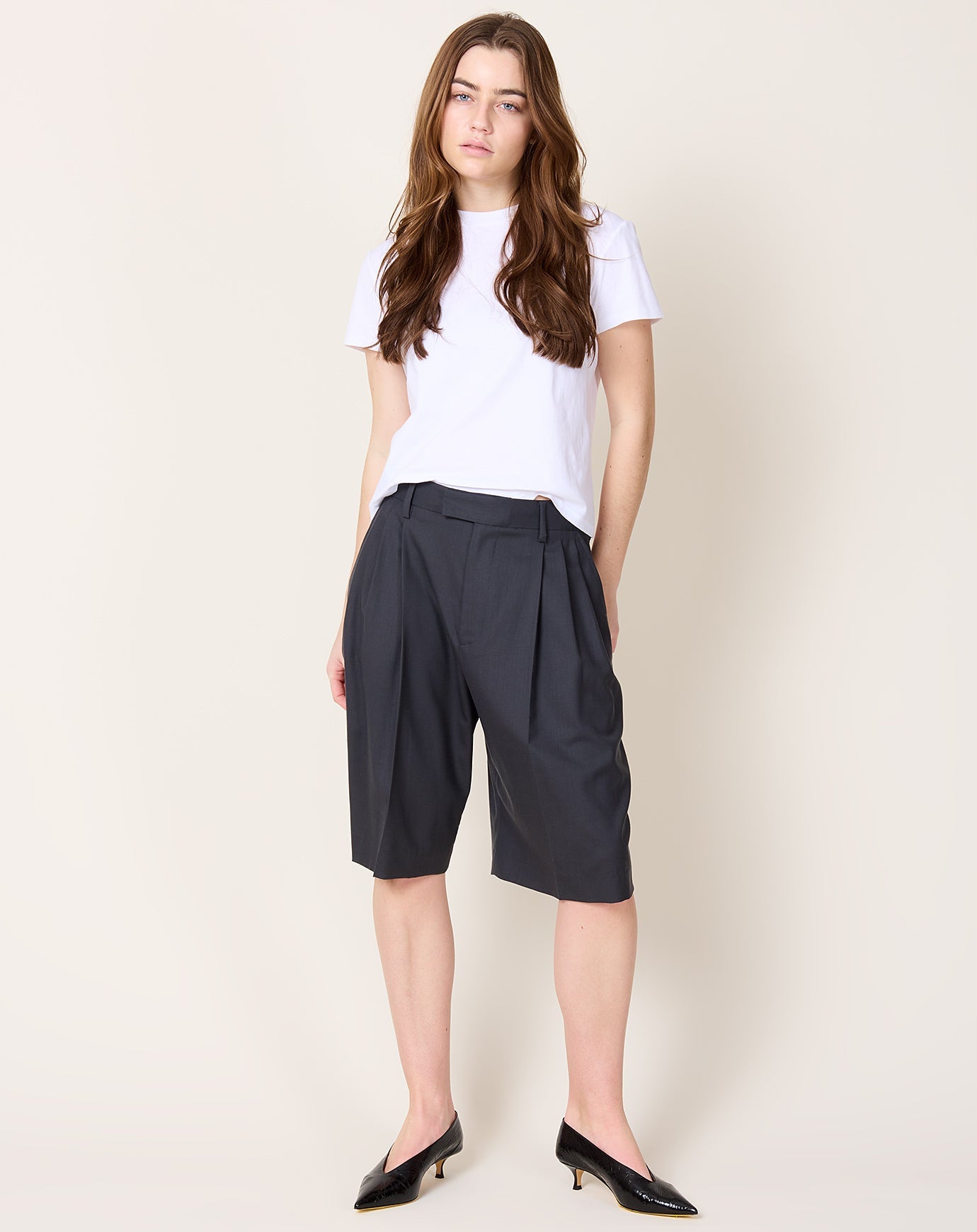 6397 3 Pleat Short in Asphalt