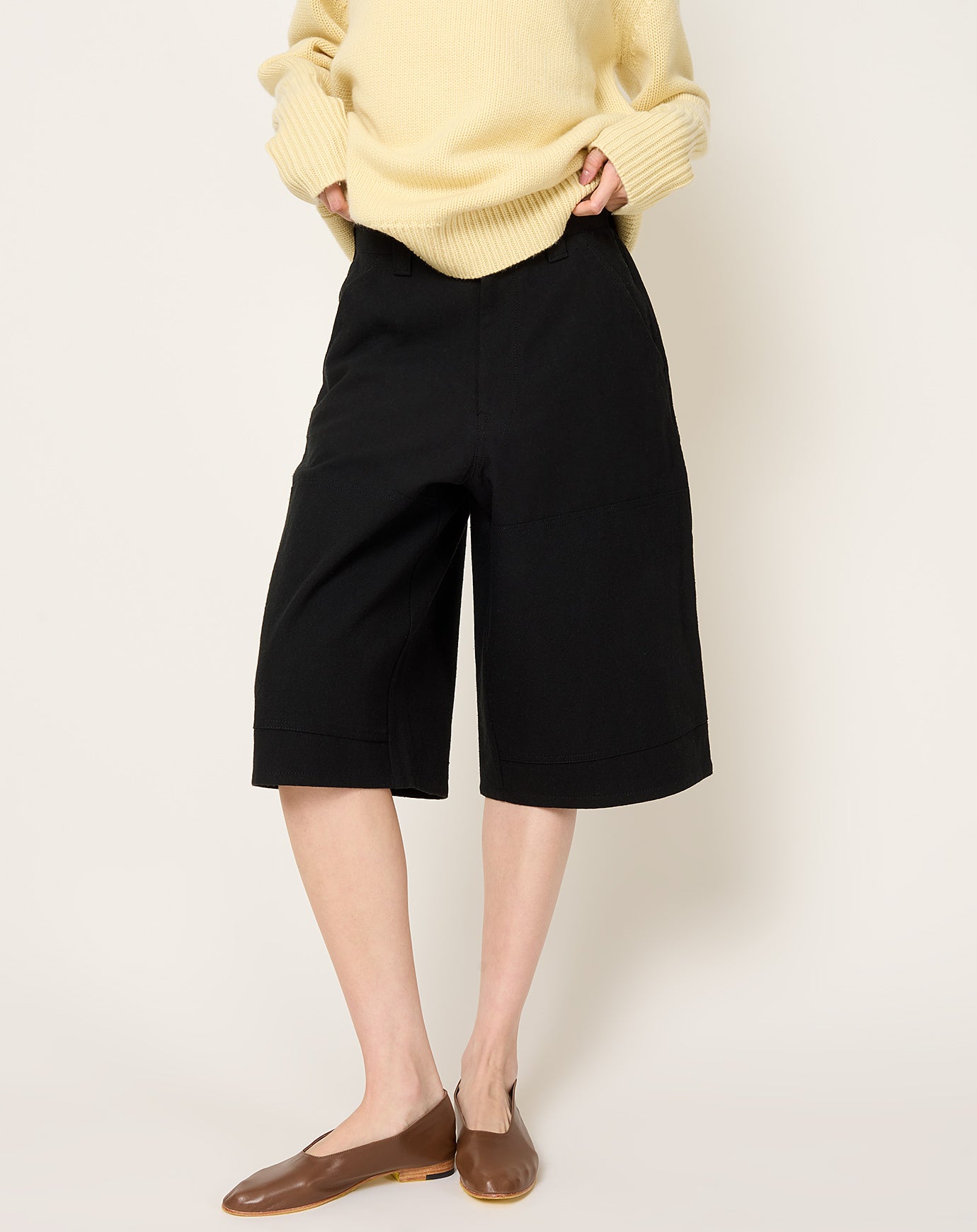 6397 Big Short in Black