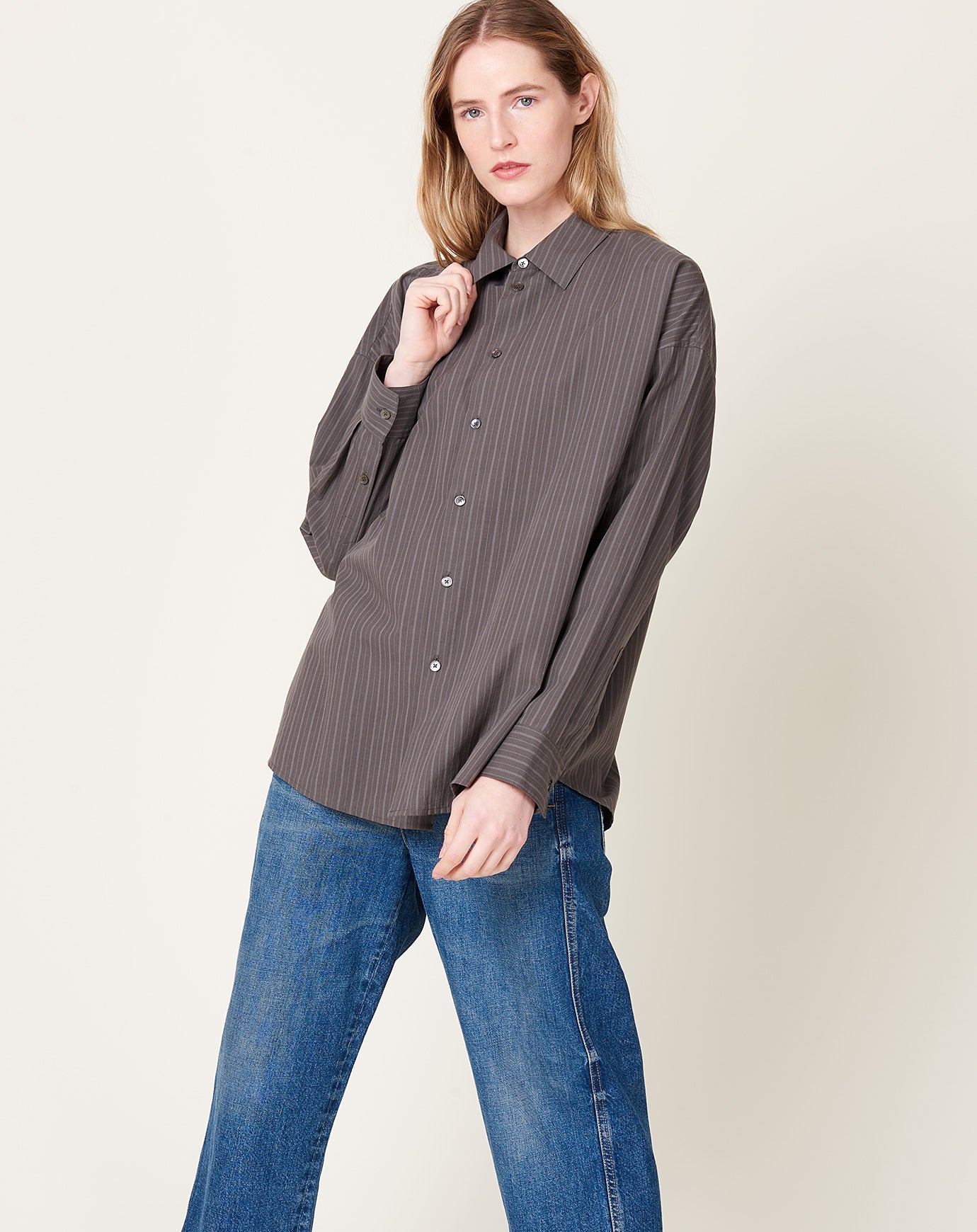 6397 Clean Uniform Shirt in Washed Black Stripe