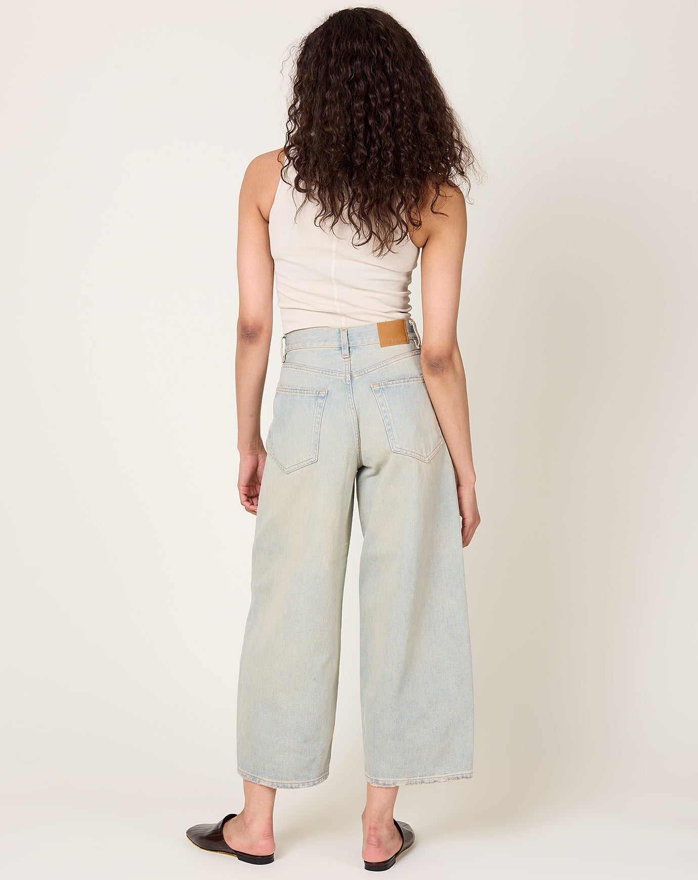 6397 Cropped Roomy Jean in Geyser Blue