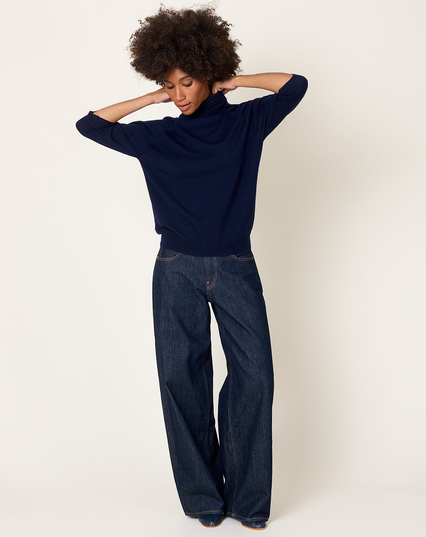 6397 Elbow Sleeve Turtle in Navy